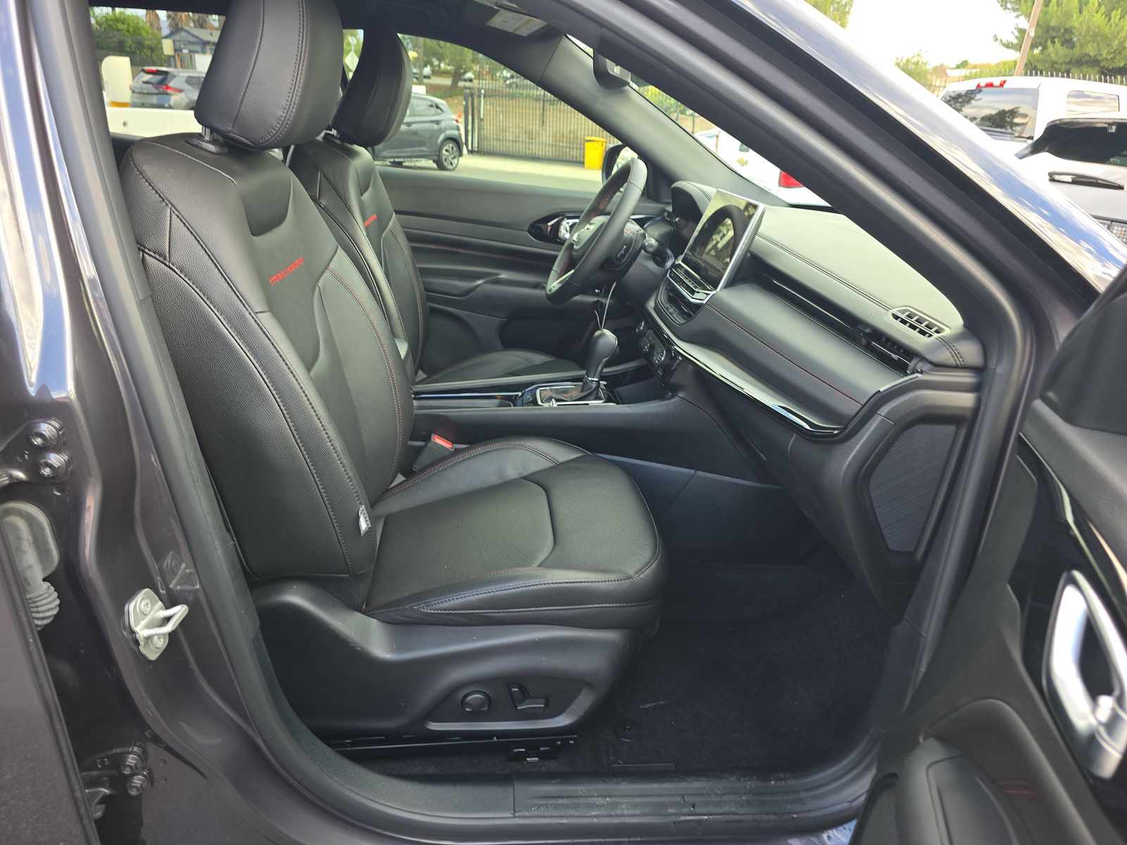 2024 Jeep Compass Trailhawk AWD