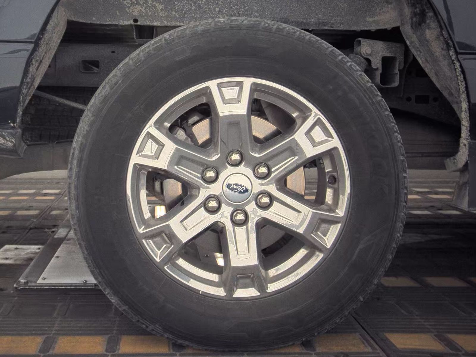 2023 Ford F-150 XLT RWD