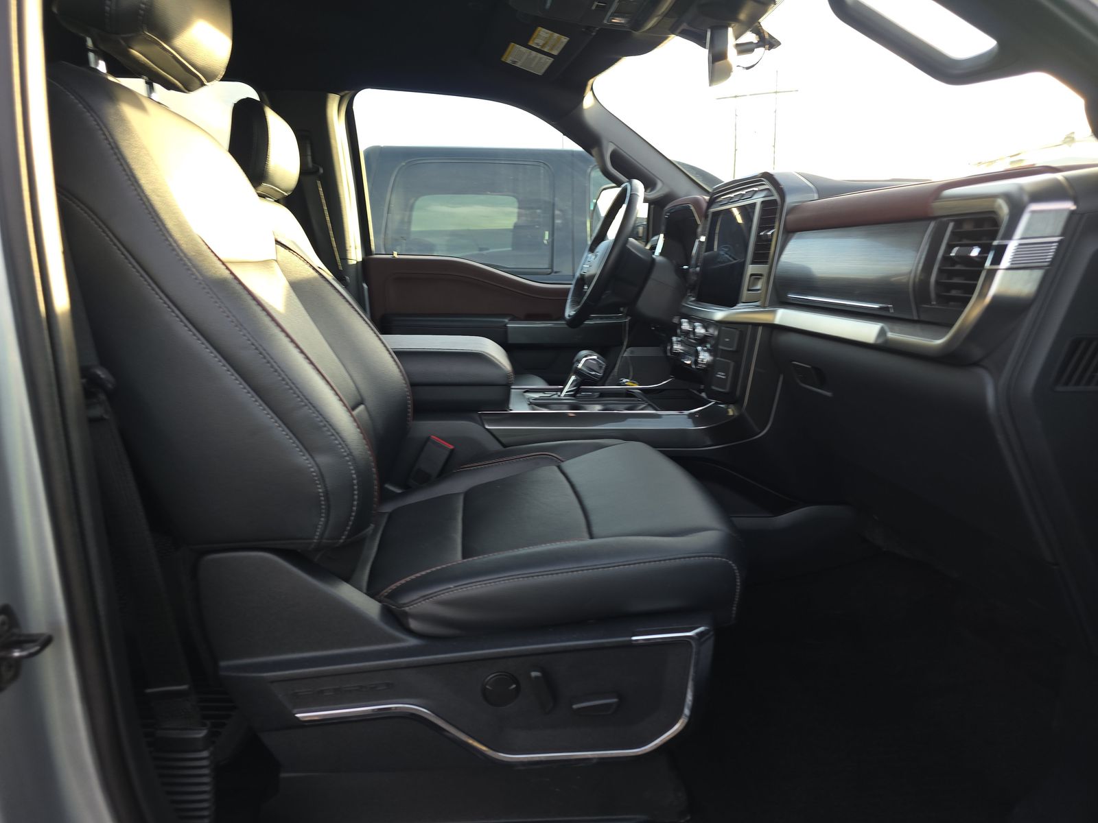 2022 Ford F-150 Lariat AWD