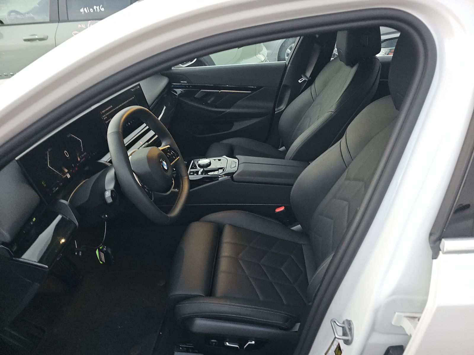 2025 BMW 5 Series 530i xDrive AWD