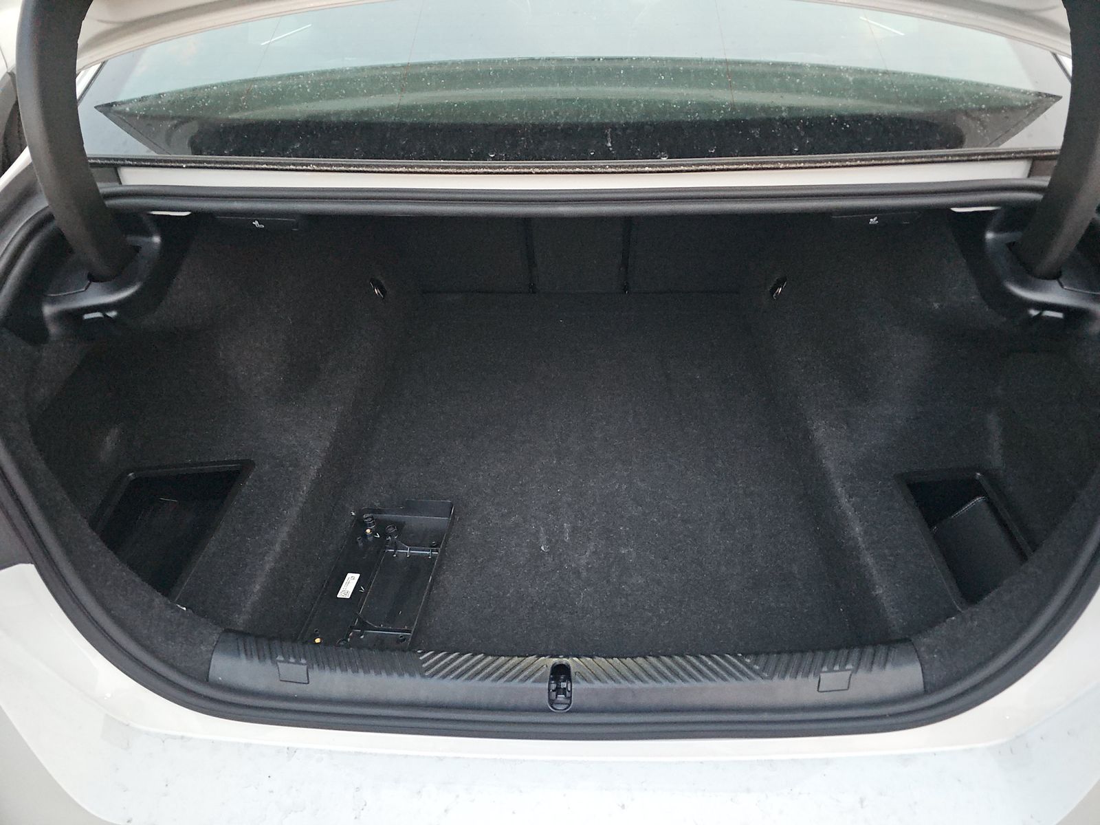 2025 BMW 5 Series 530i xDrive AWD