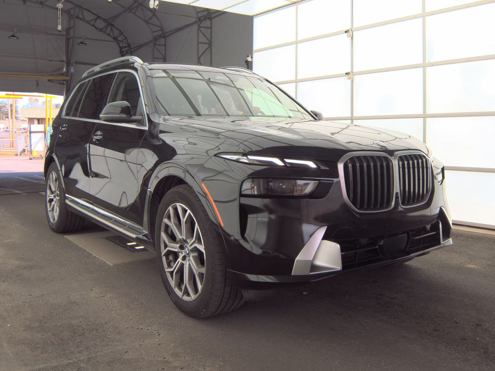 2025 BMW X7 xDrive40i AWD