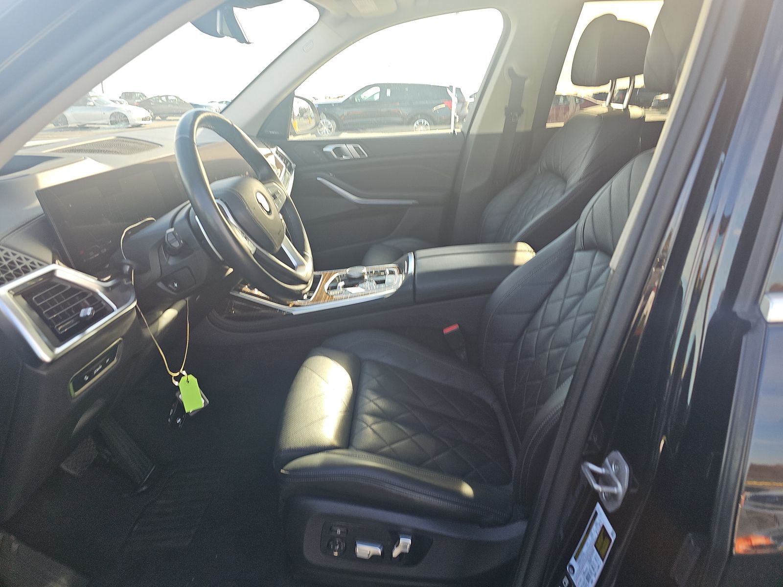 2025 BMW X7 xDrive40i AWD