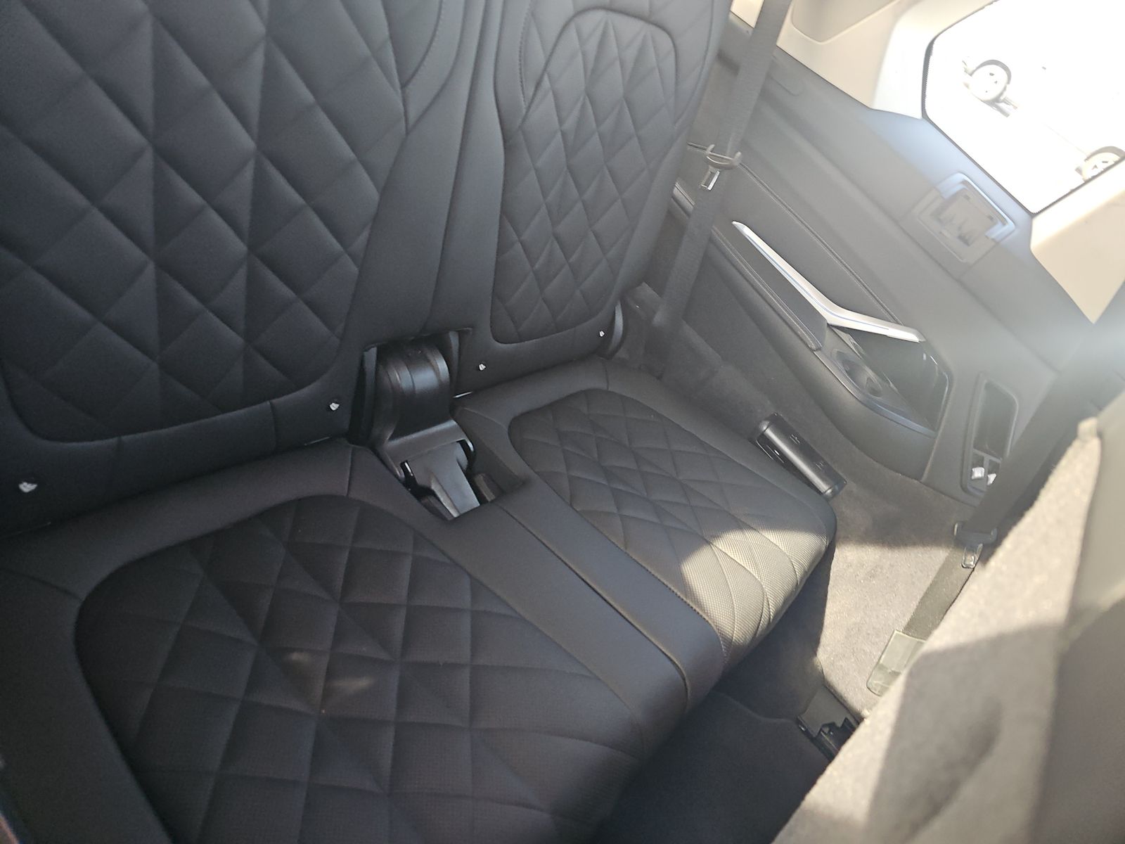 2025 BMW X7 xDrive40i AWD