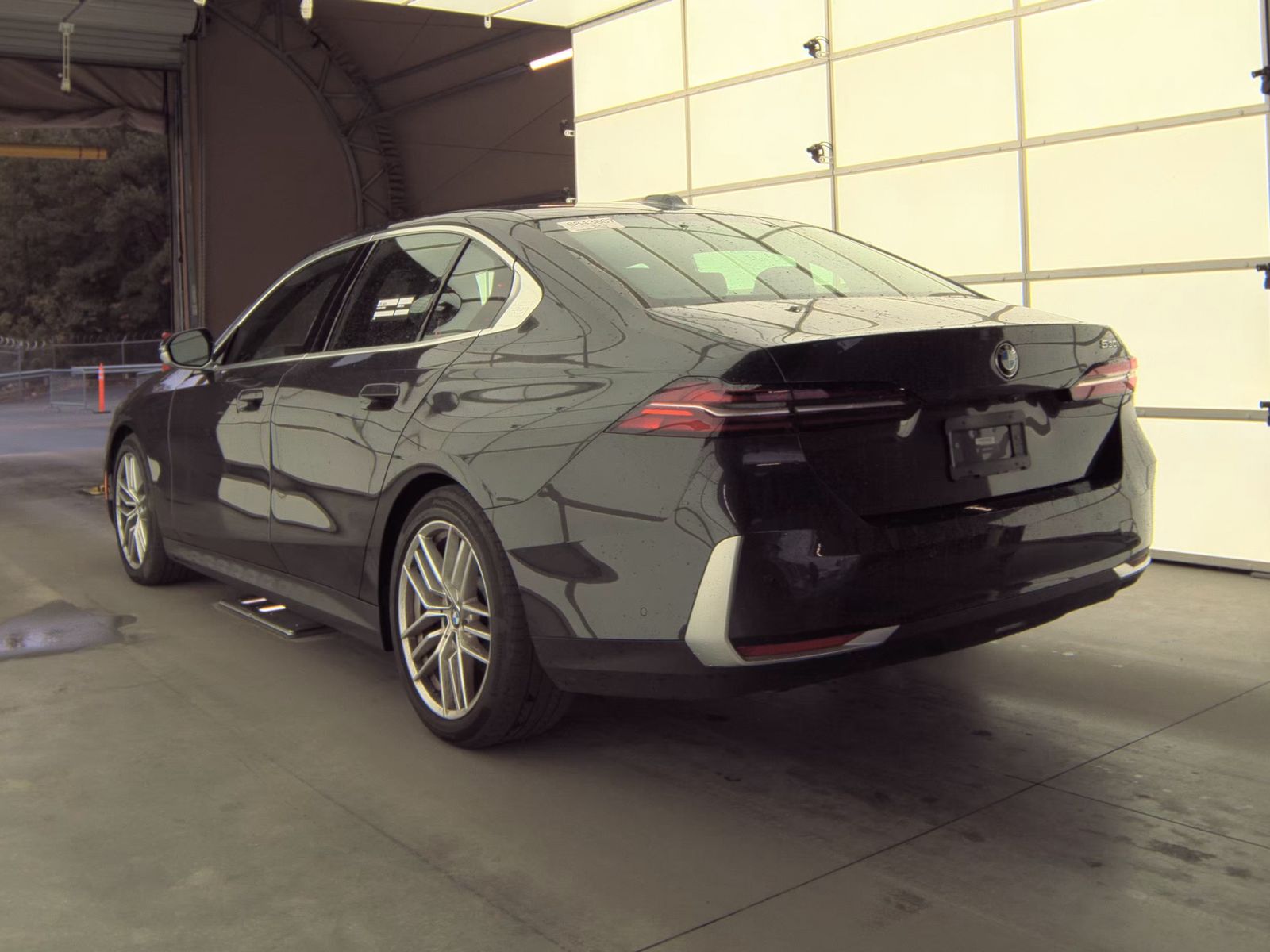 2025 BMW 5 Series 530i RWD