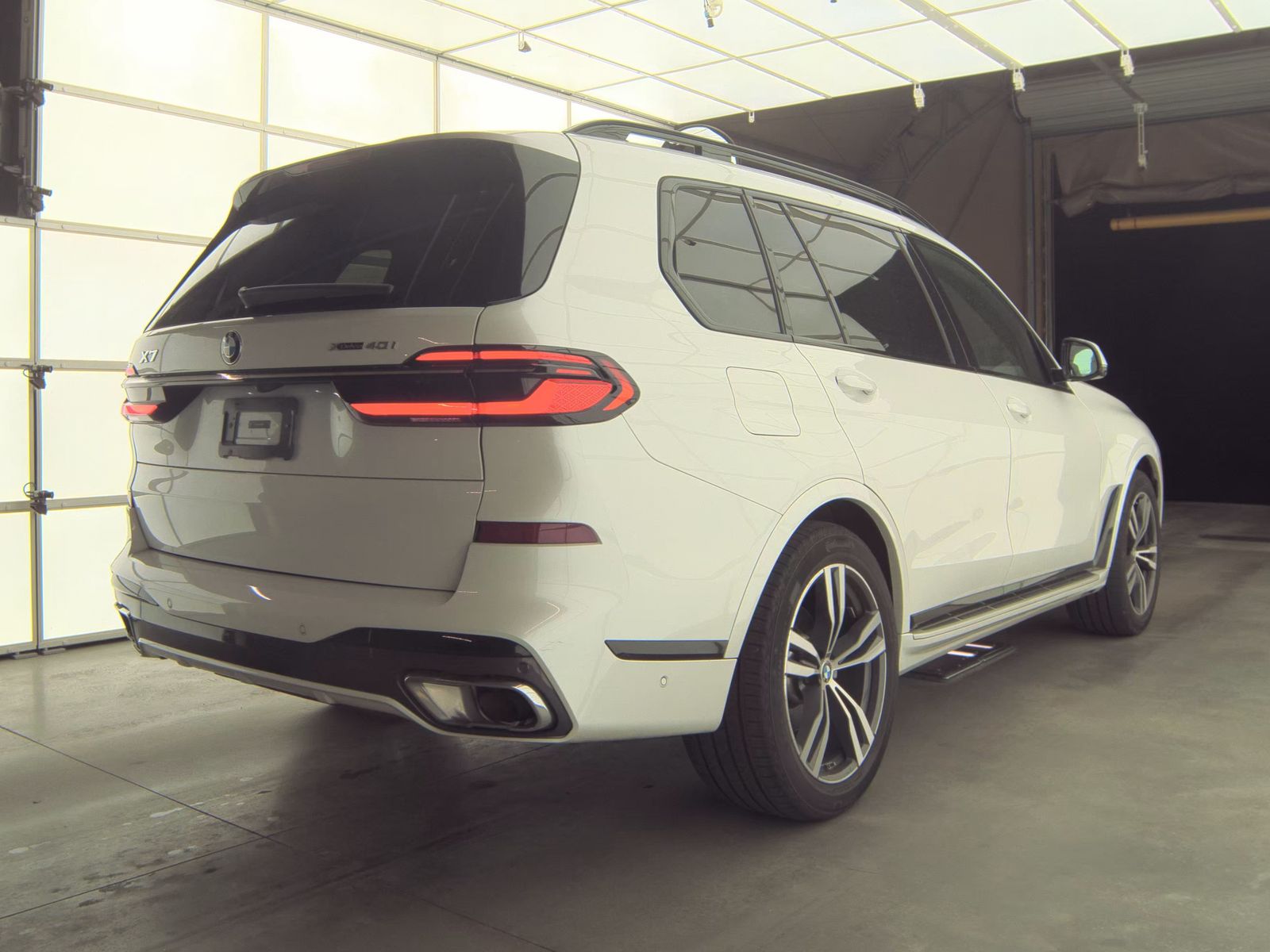2025 BMW X7 xDrive40i AWD