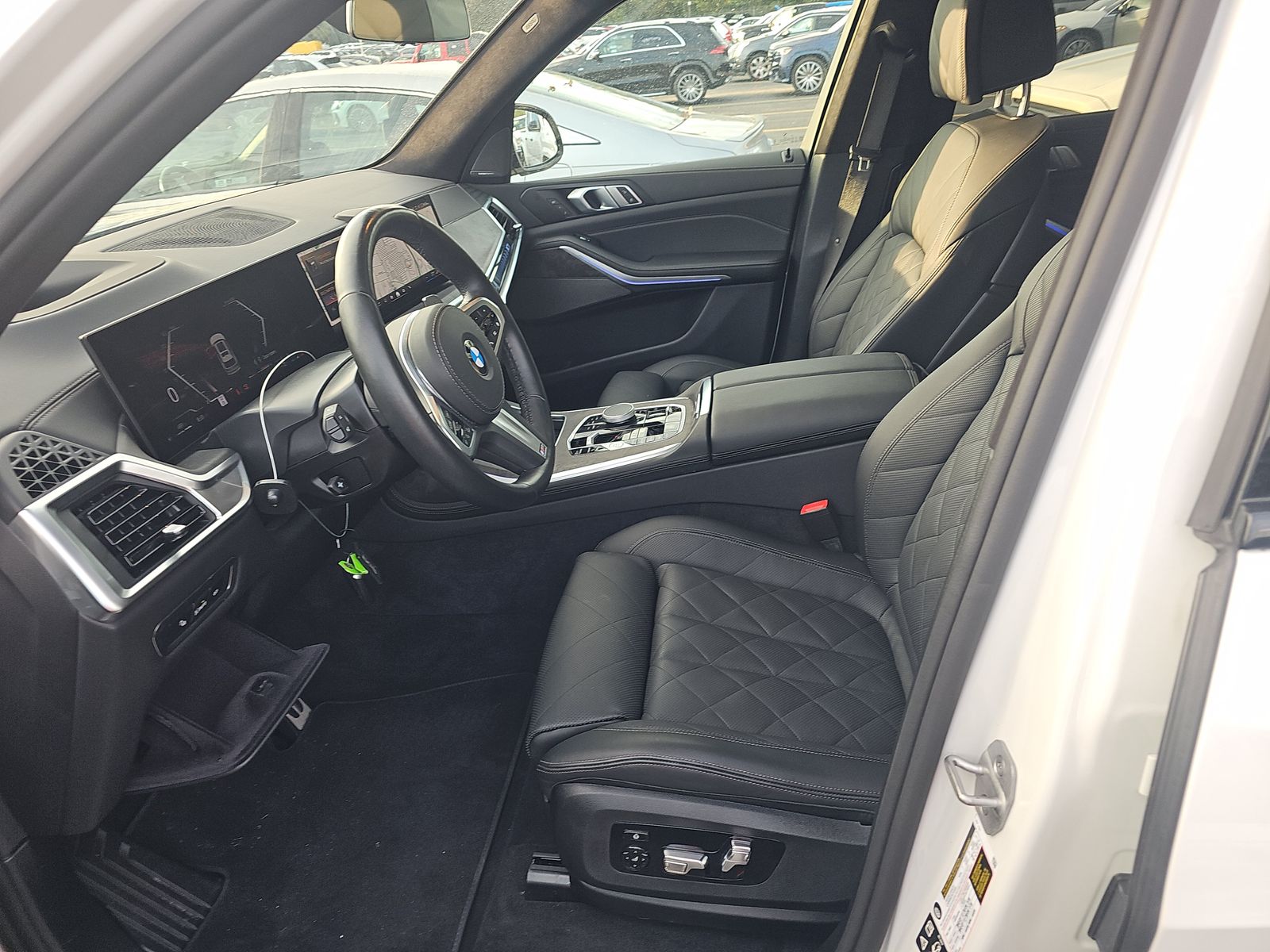 2025 BMW X7 xDrive40i AWD