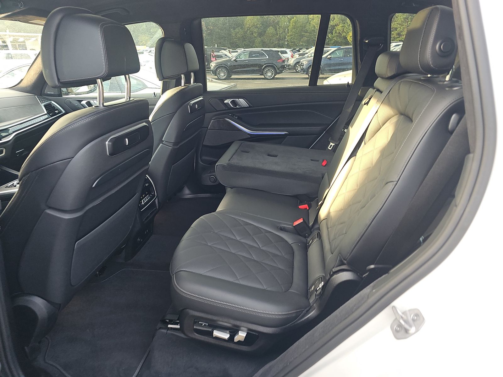 2025 BMW X7 xDrive40i AWD