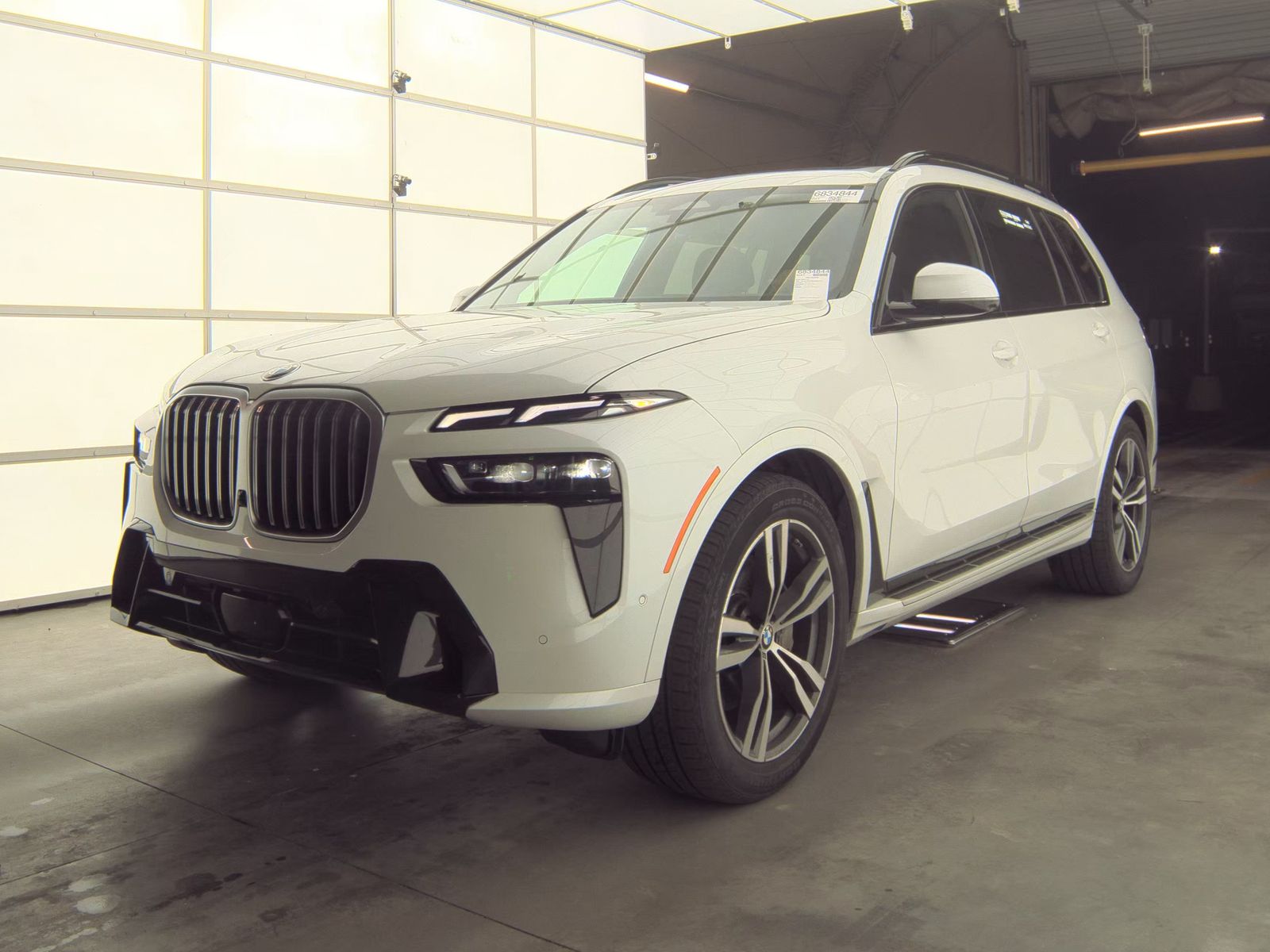 2025 BMW X7 xDrive40i AWD