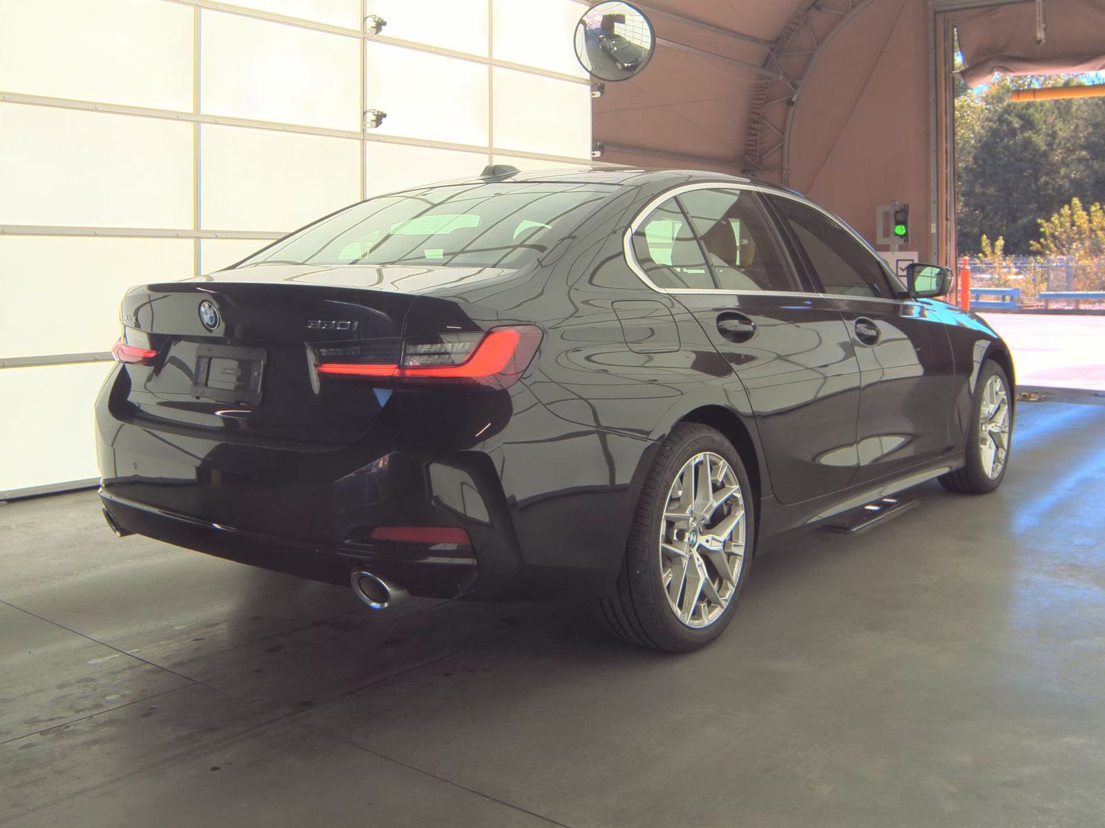 2025 BMW 3 Series 330i xDrive AWD