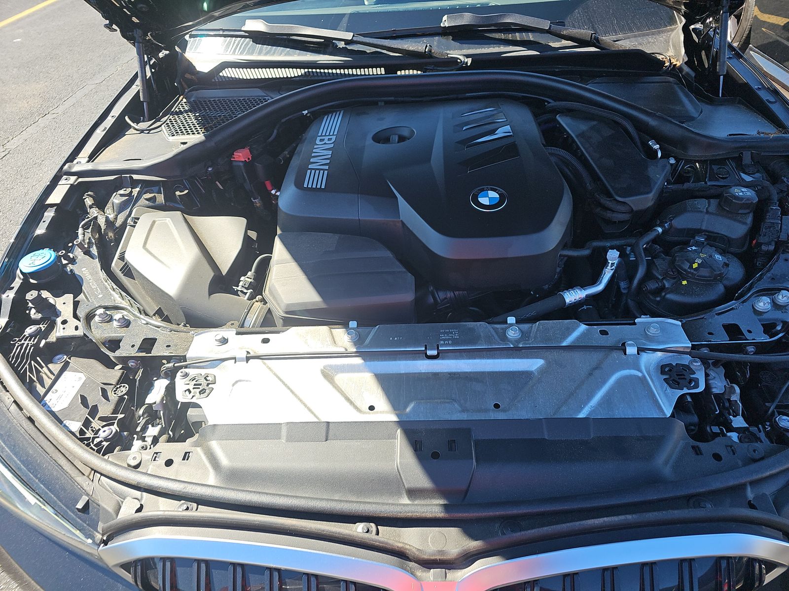 2025 BMW 3 Series 330i xDrive AWD