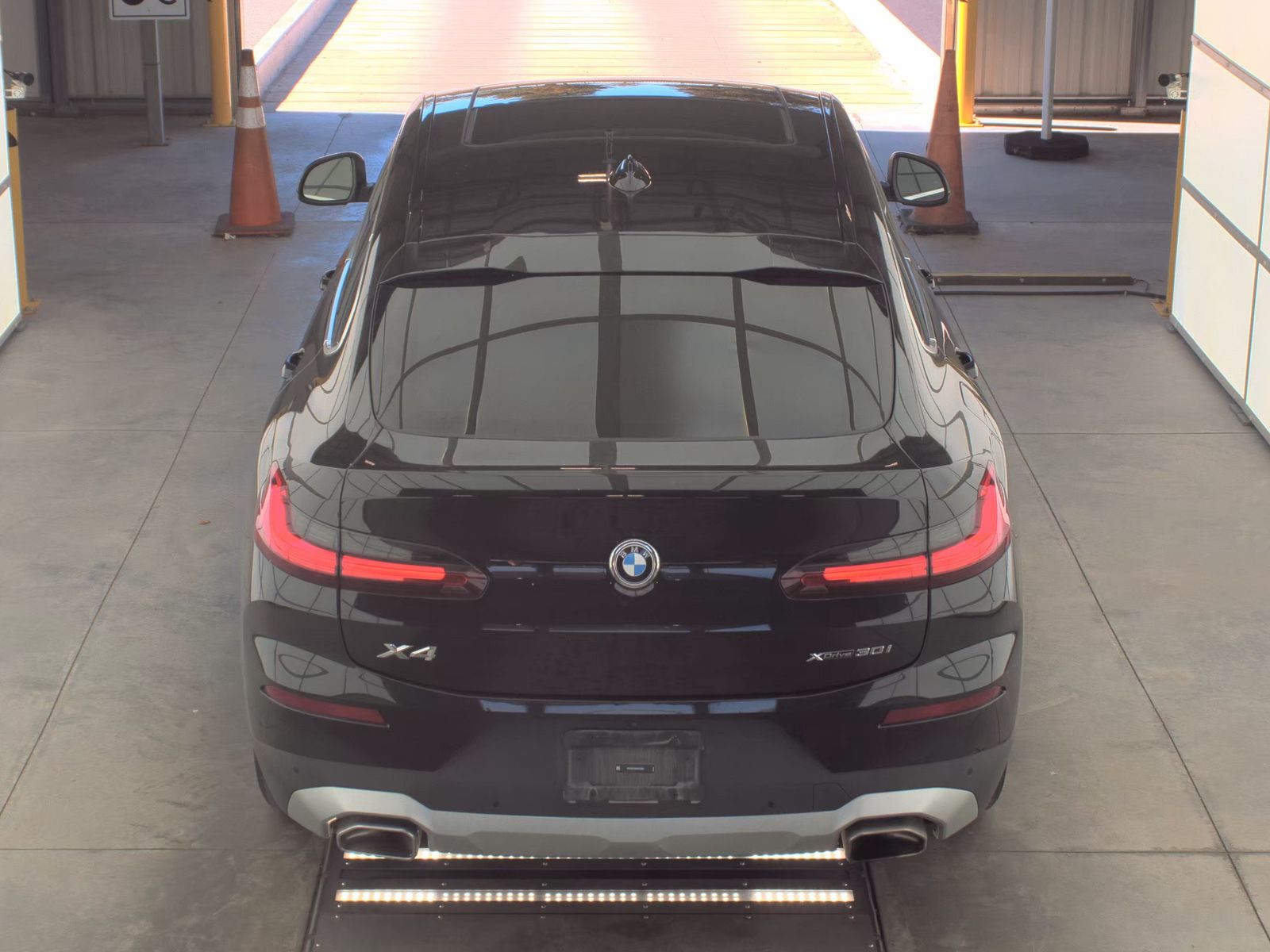 2025 BMW X4 xDrive30i AWD