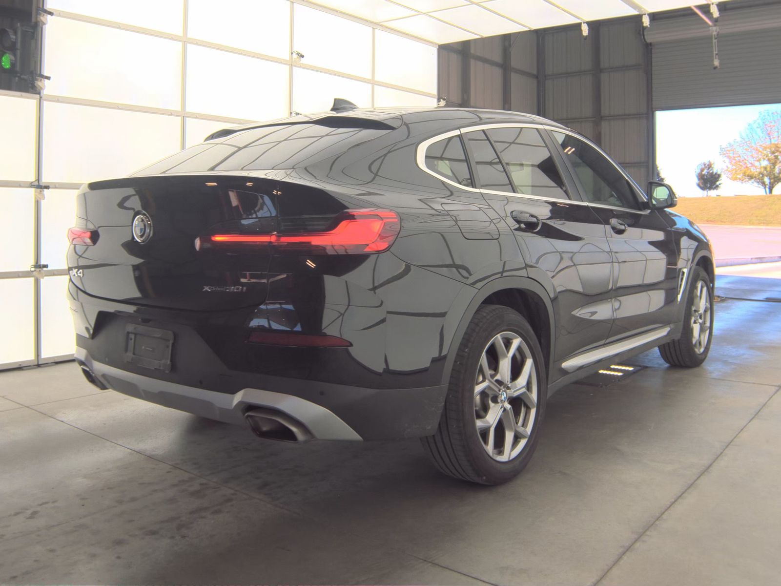 2025 BMW X4 xDrive30i AWD
