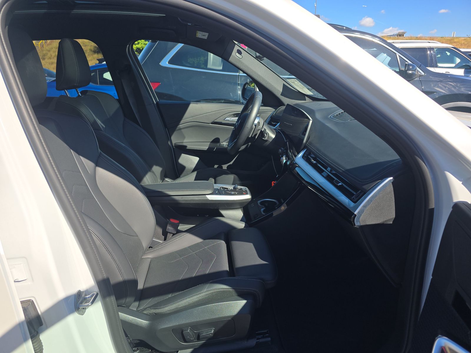 2025 BMW X1 xDrive28i AWD