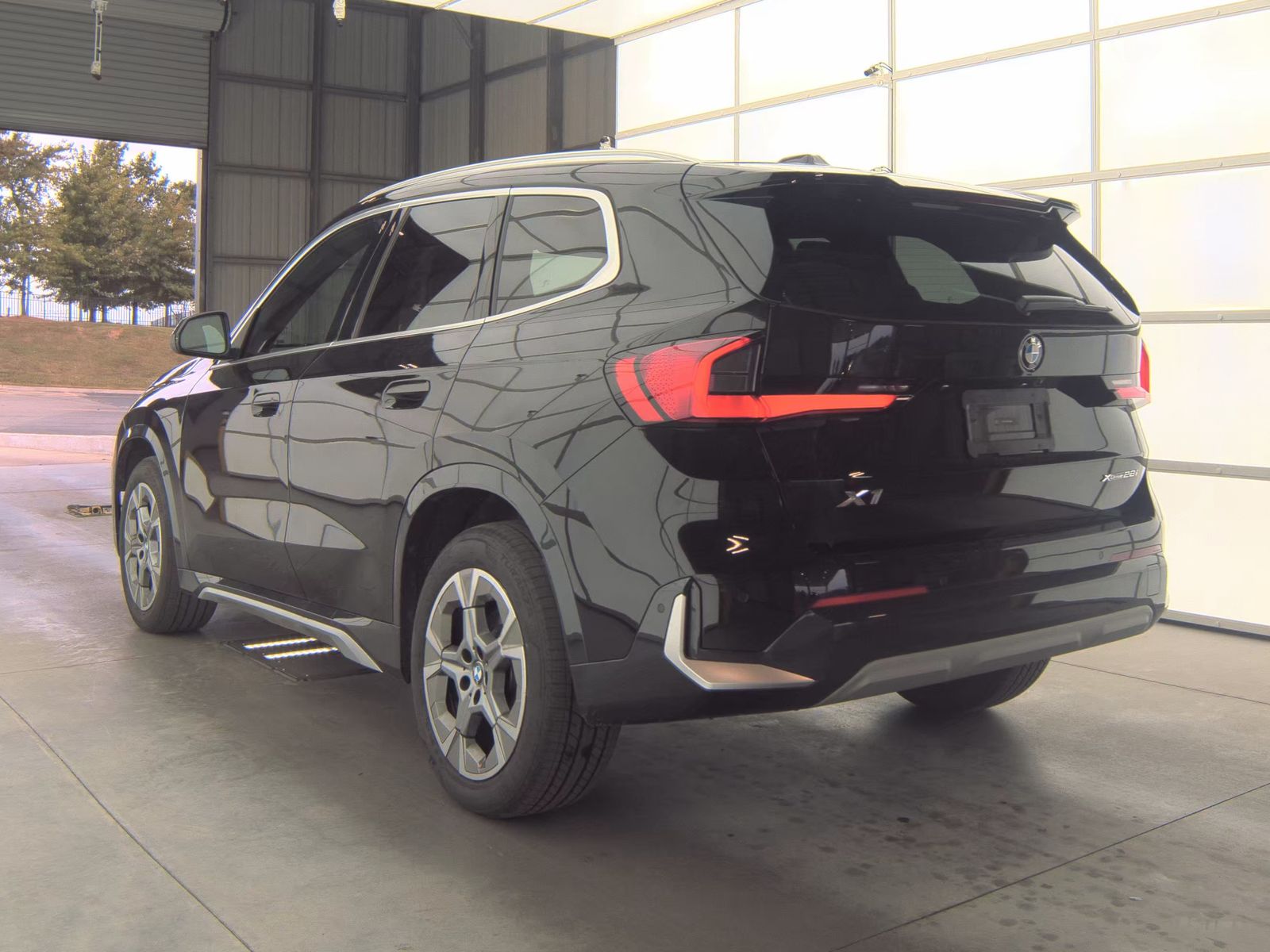 2025 BMW X1 xDrive28i AWD