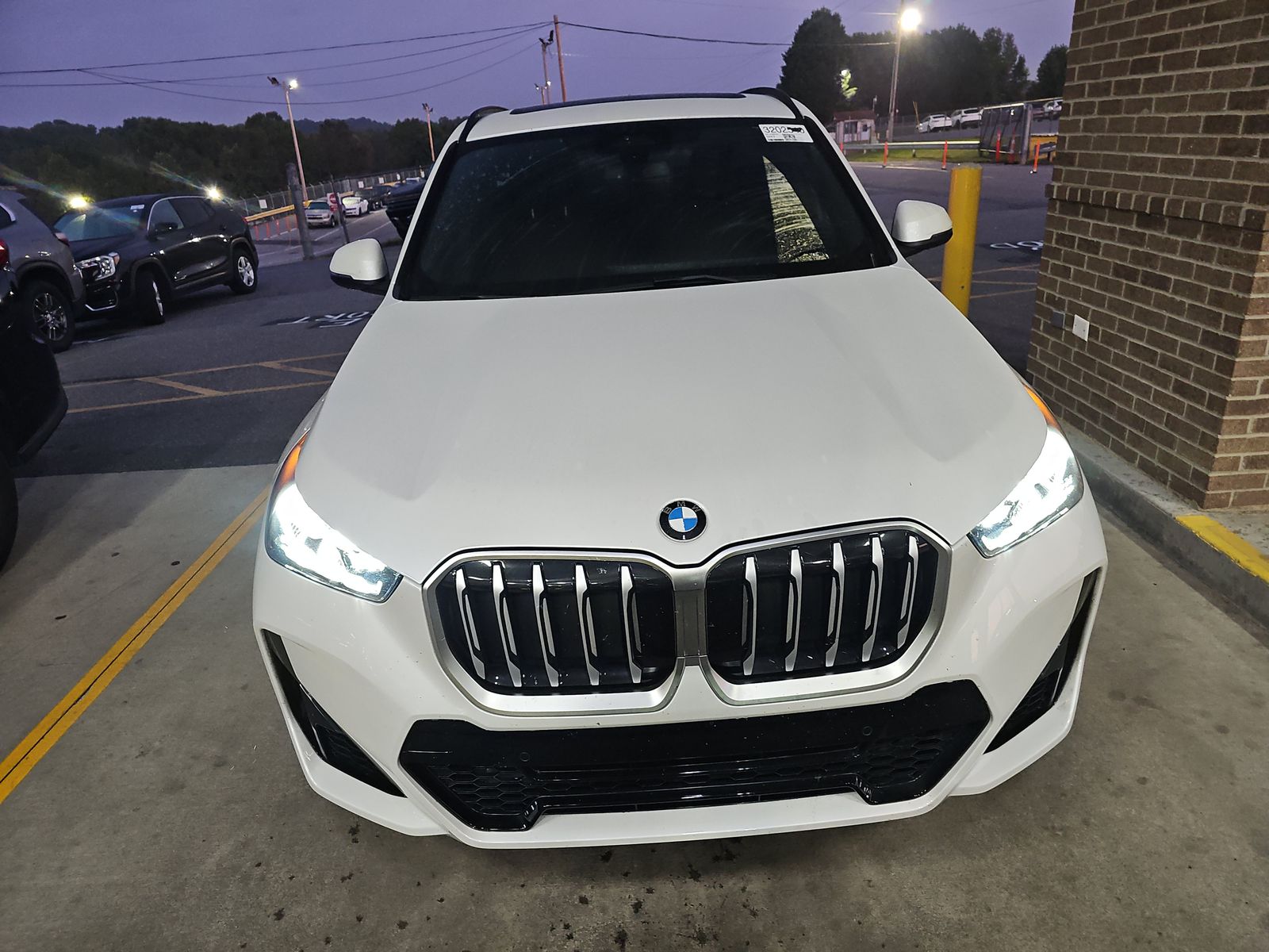 2025 BMW X1 xDrive28i AWD