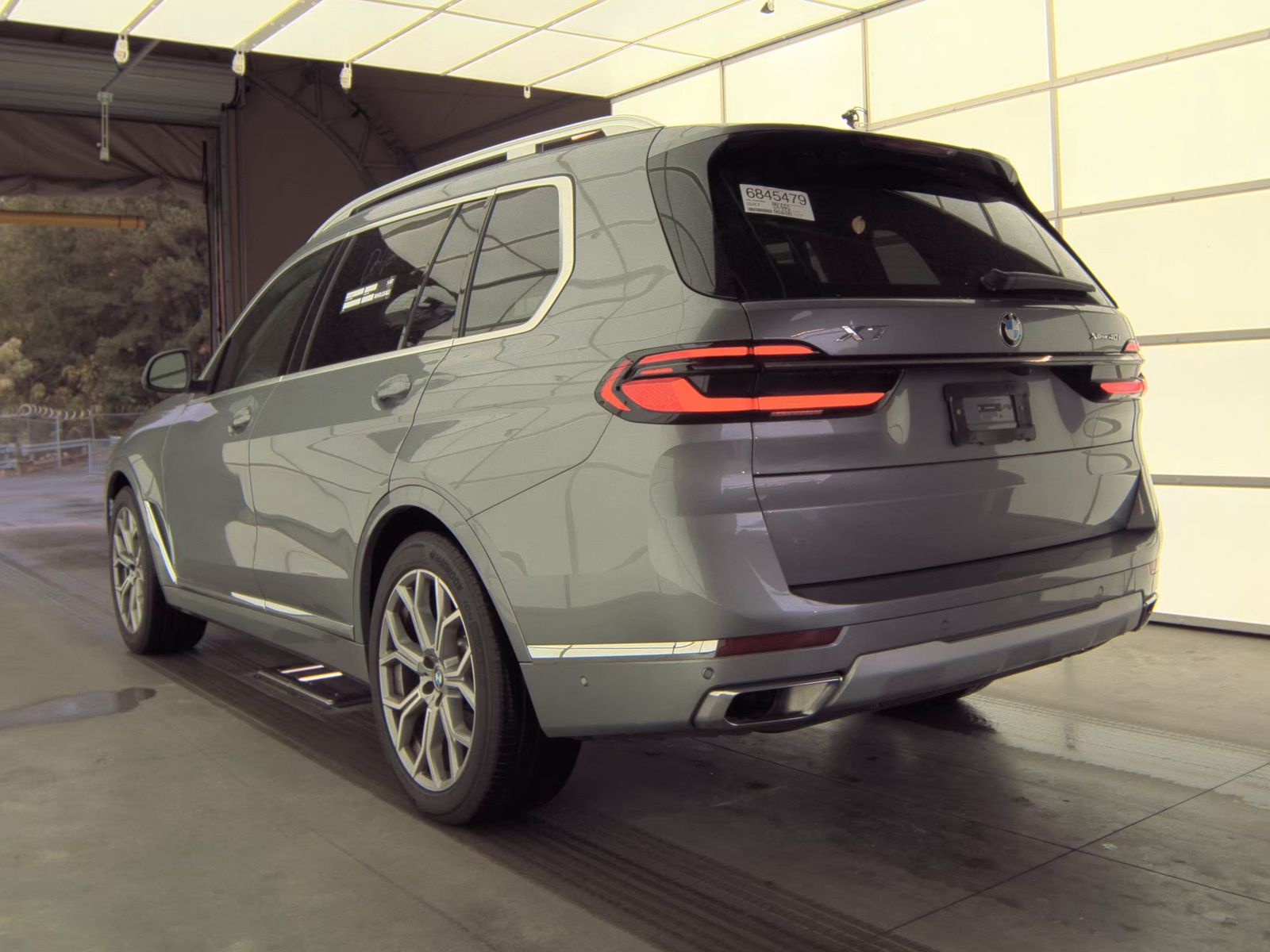 2025 BMW X7 xDrive40i AWD