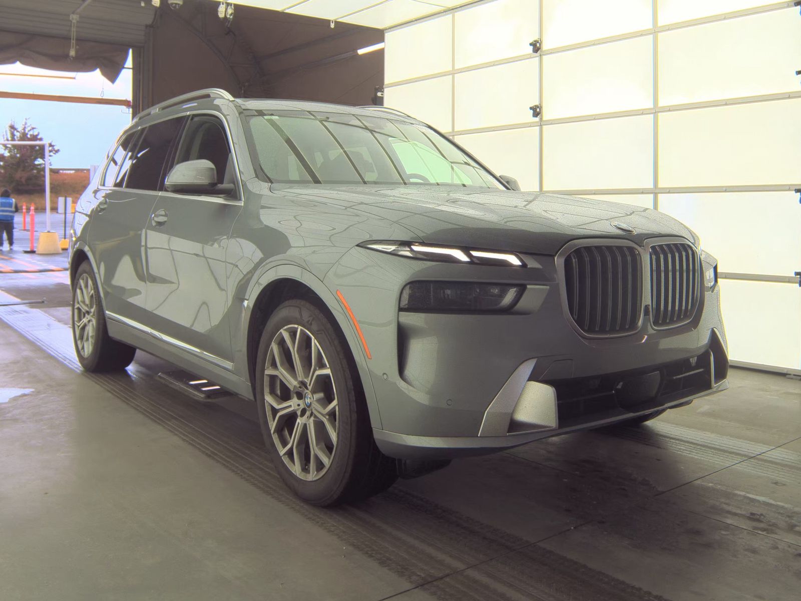 2025 BMW X7 xDrive40i AWD