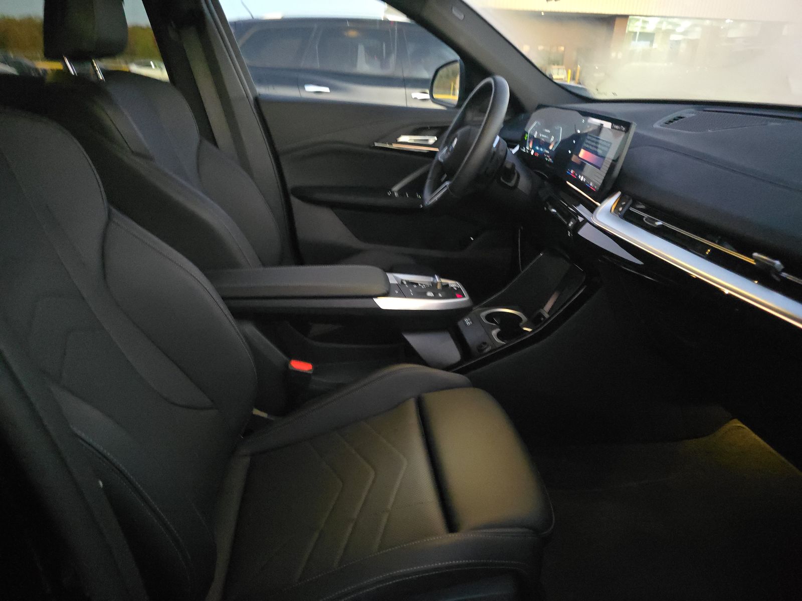 2025 BMW X2 xDrive28i AWD