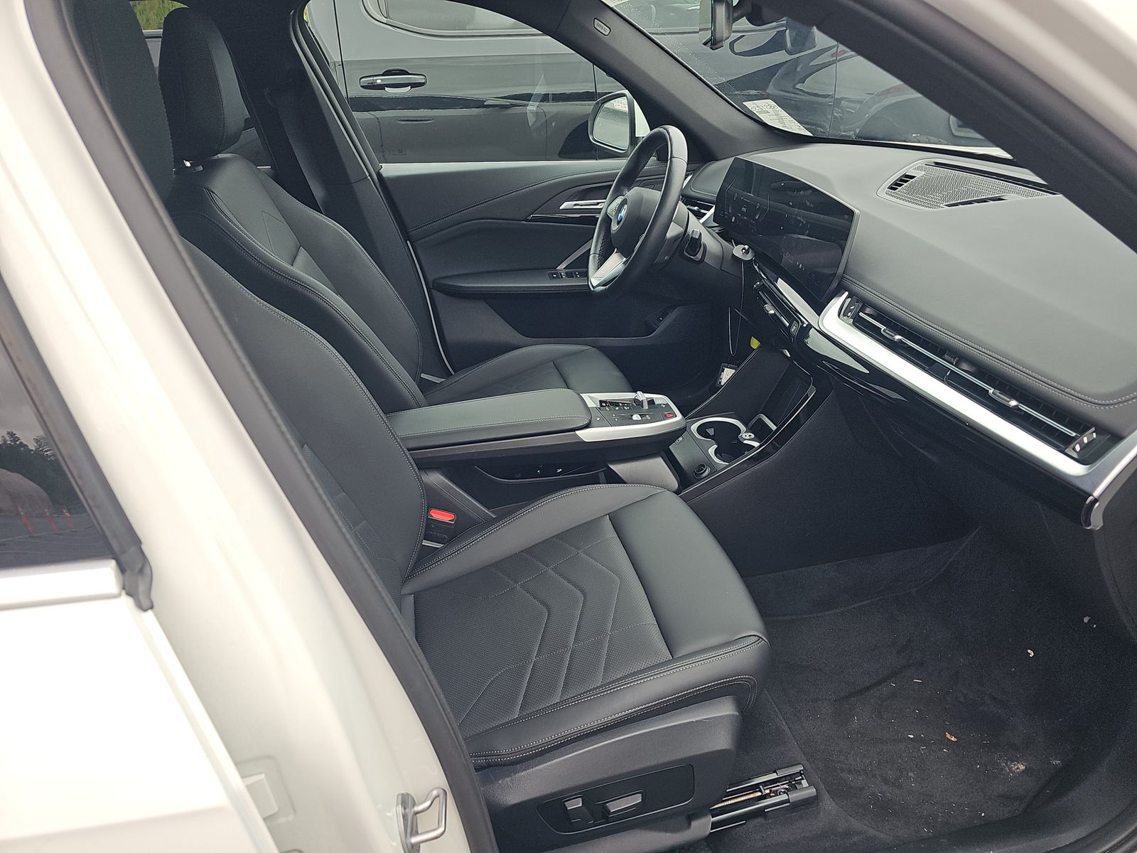 2025 BMW X1 xDrive28i AWD