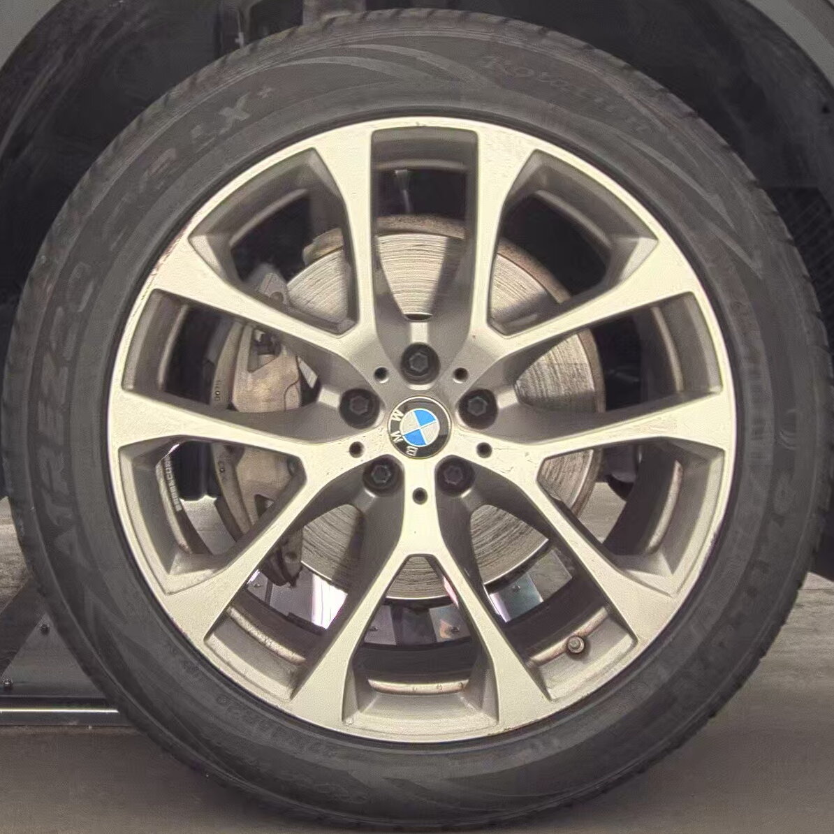 2024 BMW X5 xDrive40i AWD