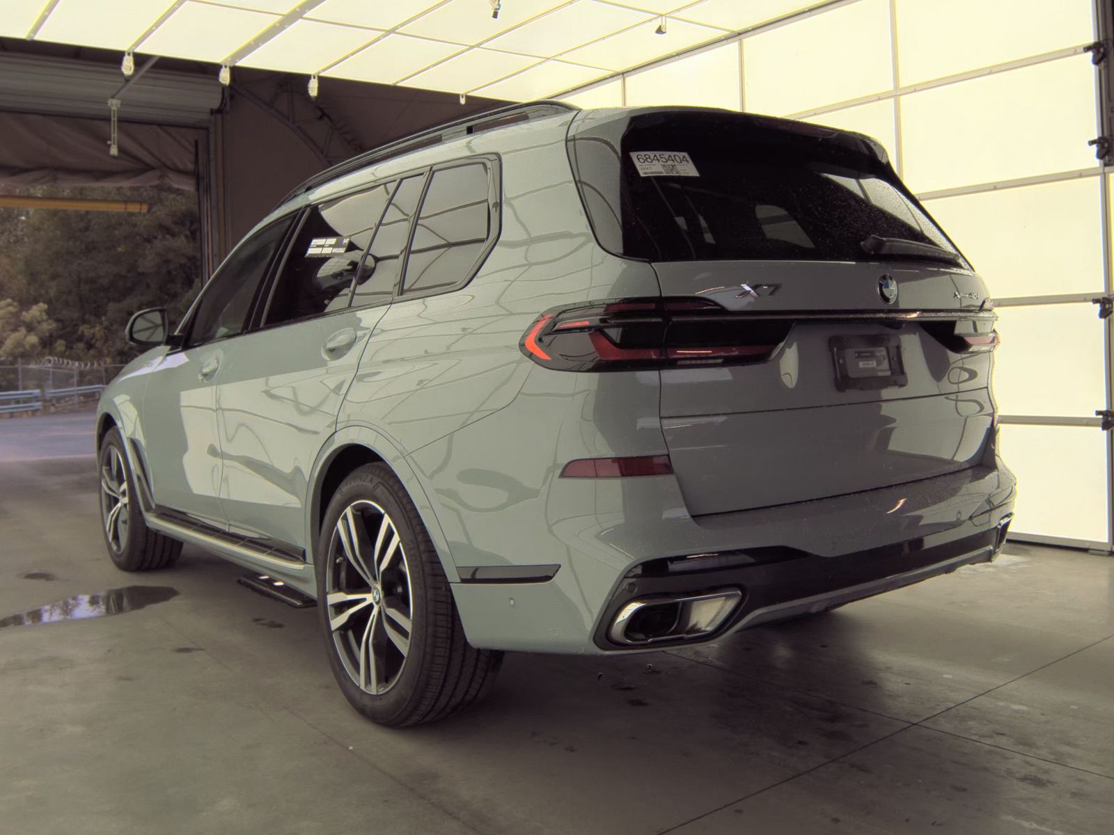 2025 BMW X7 xDrive40i AWD