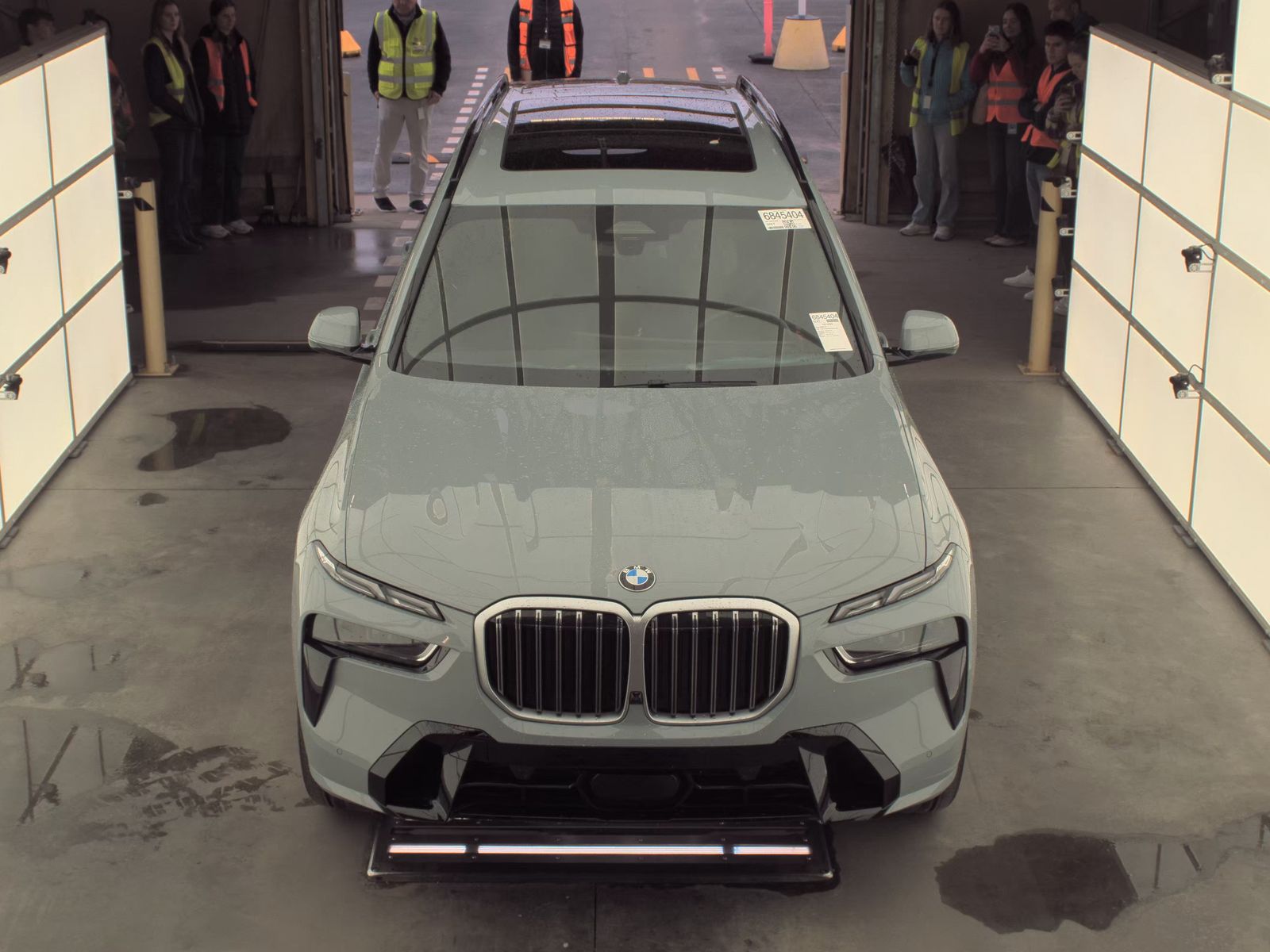 2025 BMW X7 xDrive40i AWD