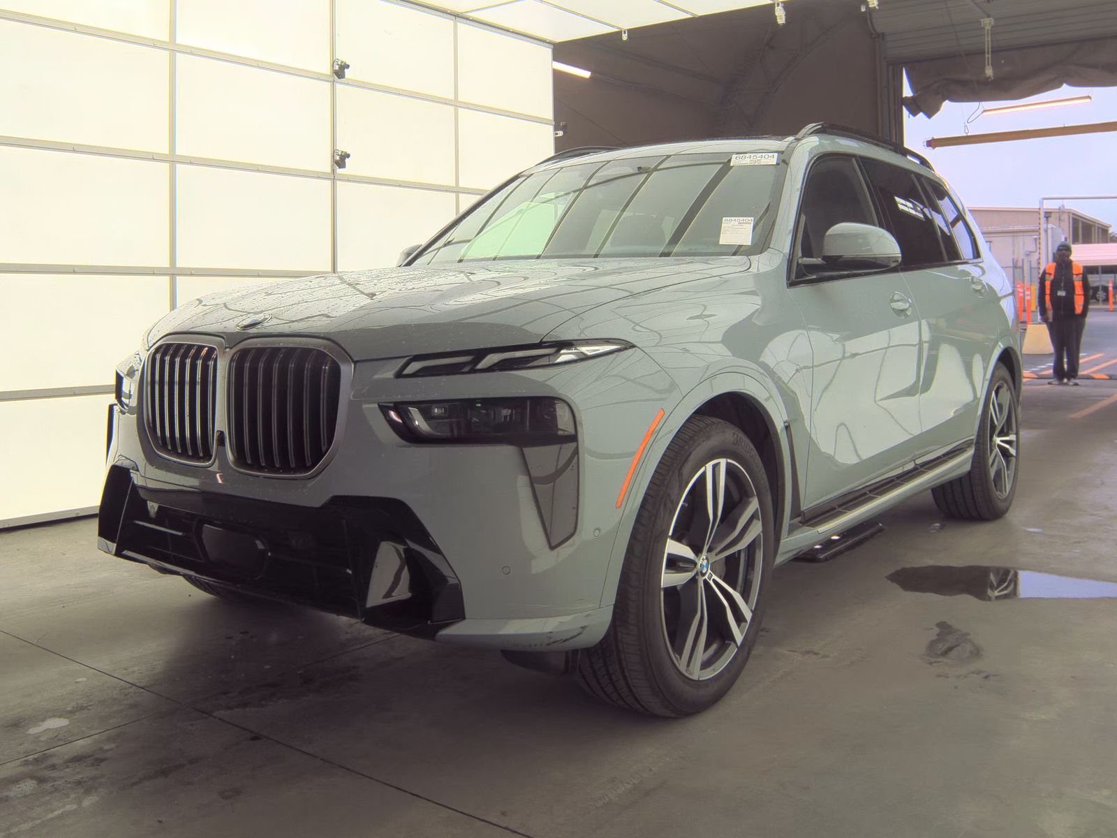 2025 BMW X7 xDrive40i AWD