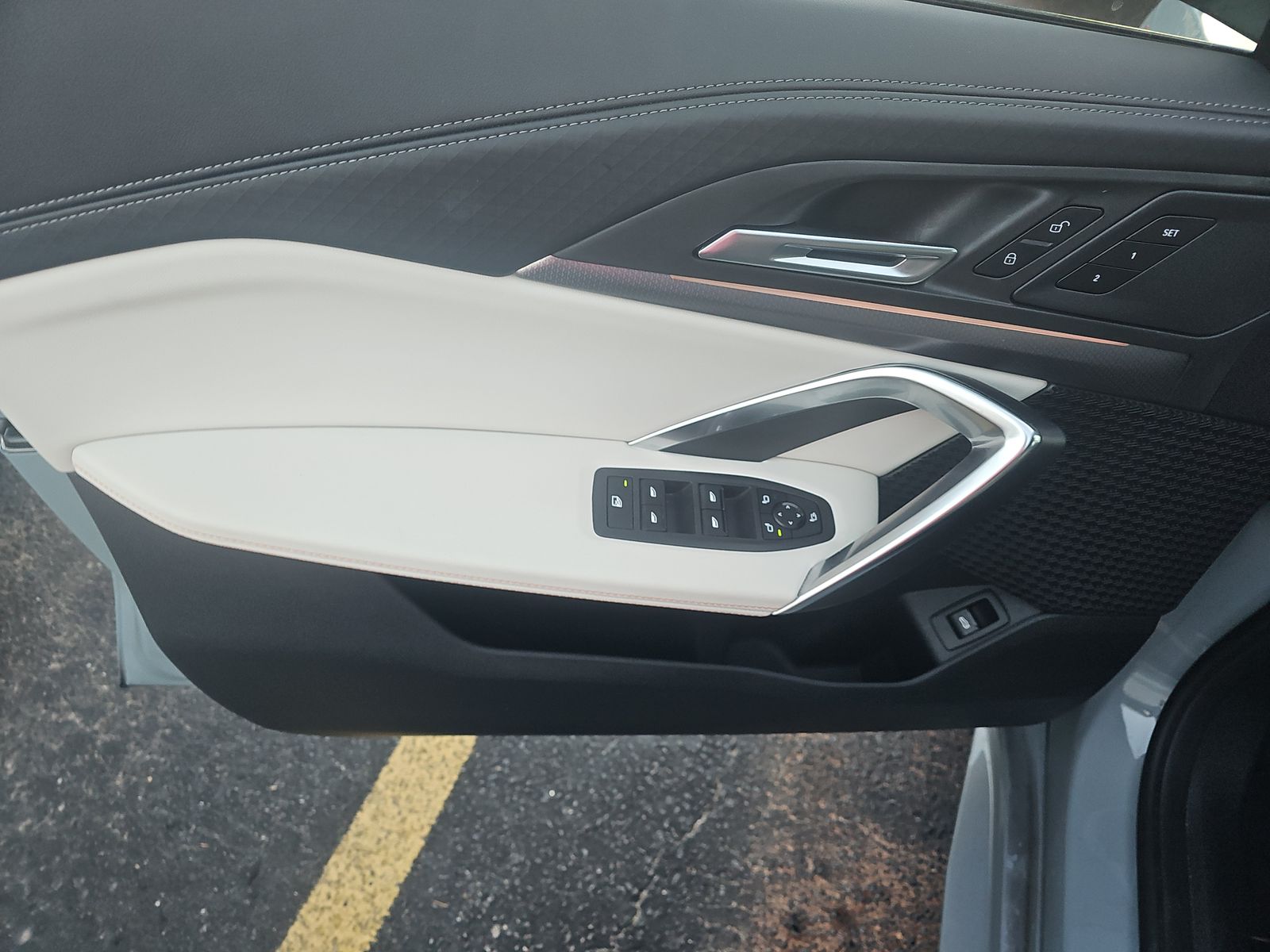 2025 BMW X2 xDrive28i AWD