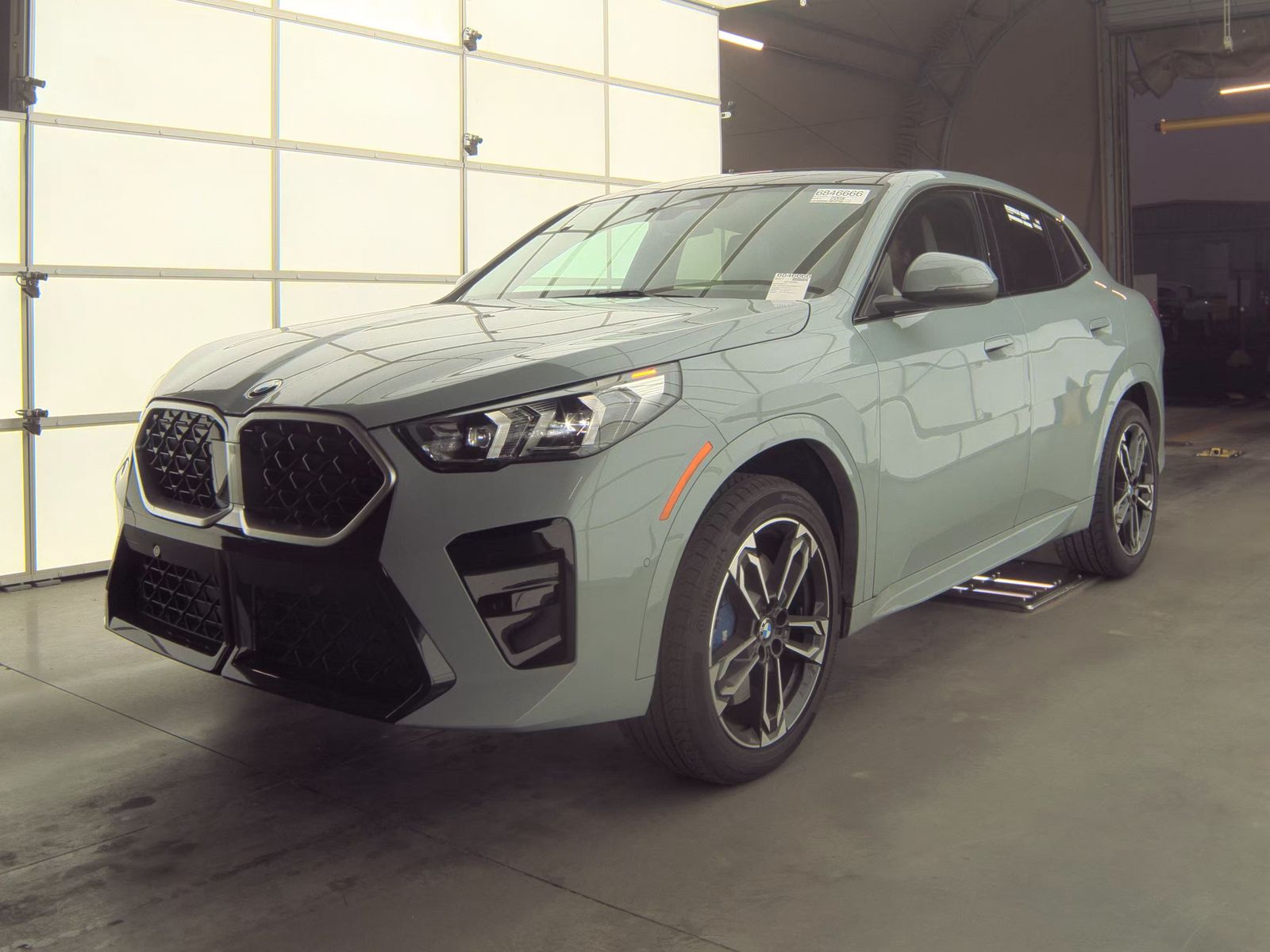 2025 BMW X2 xDrive28i AWD