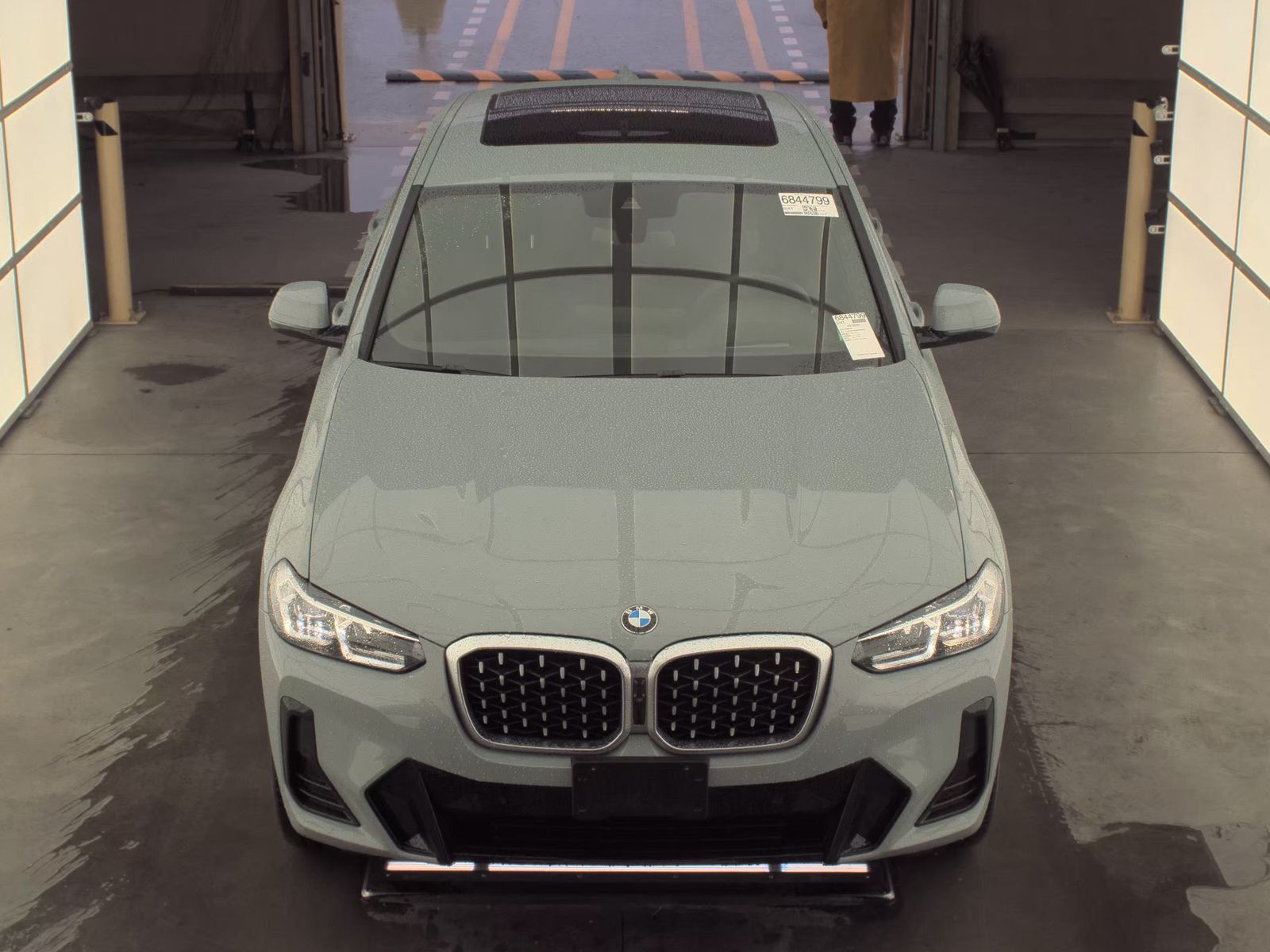 2025 BMW X4 xDrive30i AWD