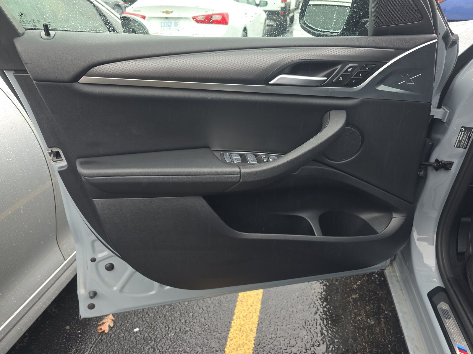 2025 BMW X4 xDrive30i AWD