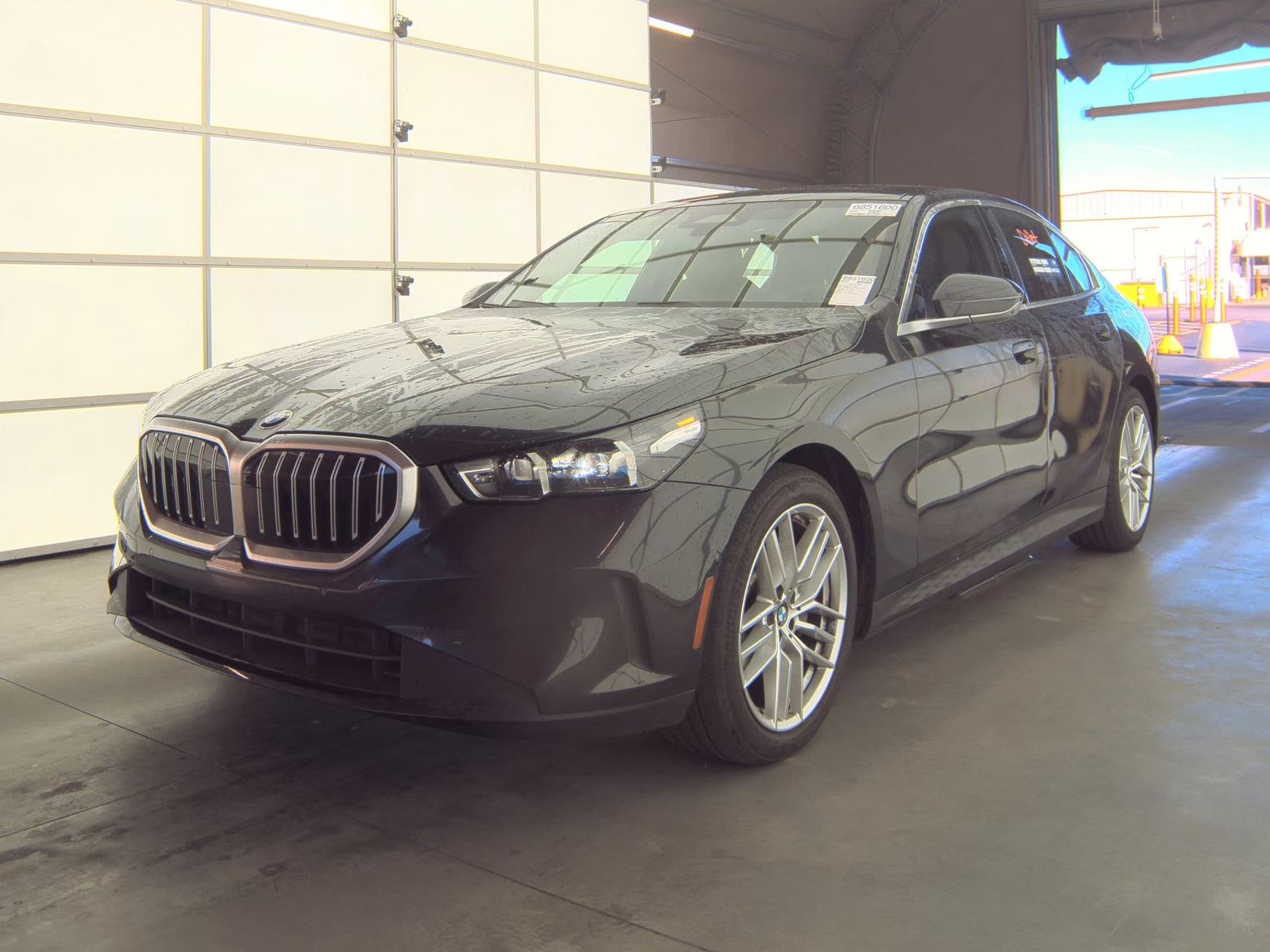 2025 BMW 5 Series 530i RWD