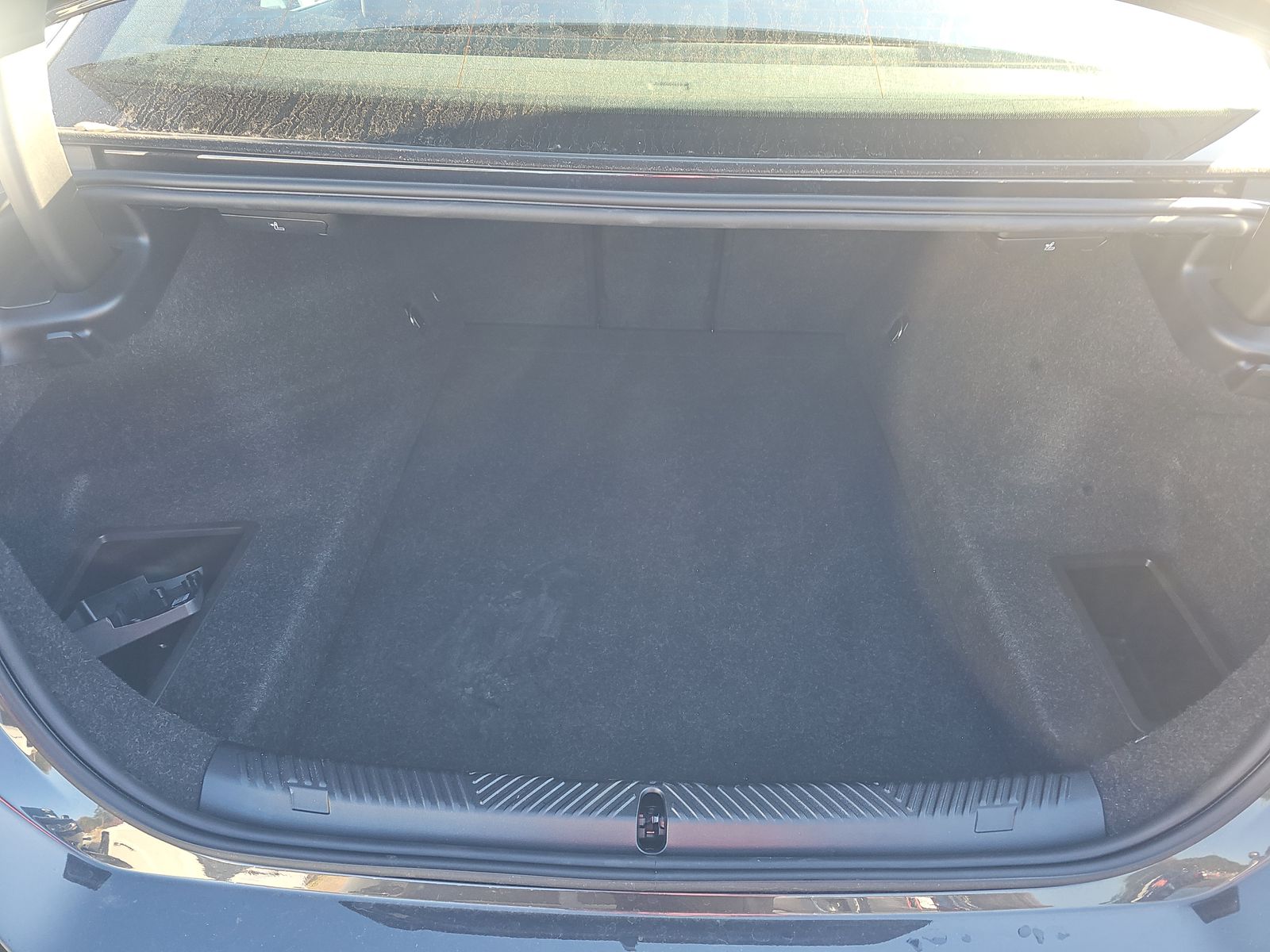 2025 BMW 5 Series 530i RWD