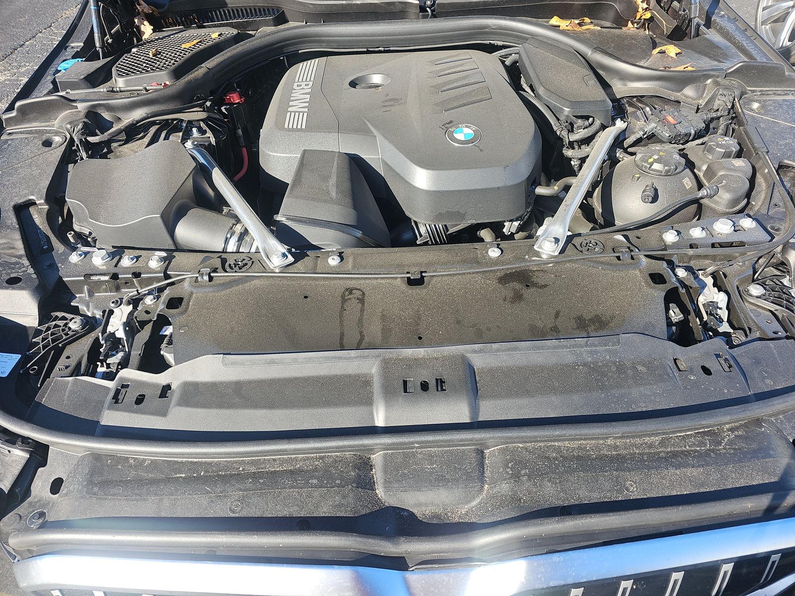 2025 BMW 5 Series 530i RWD