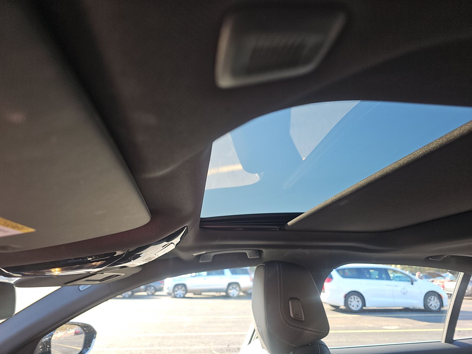 2025 BMW 5 Series 530i RWD