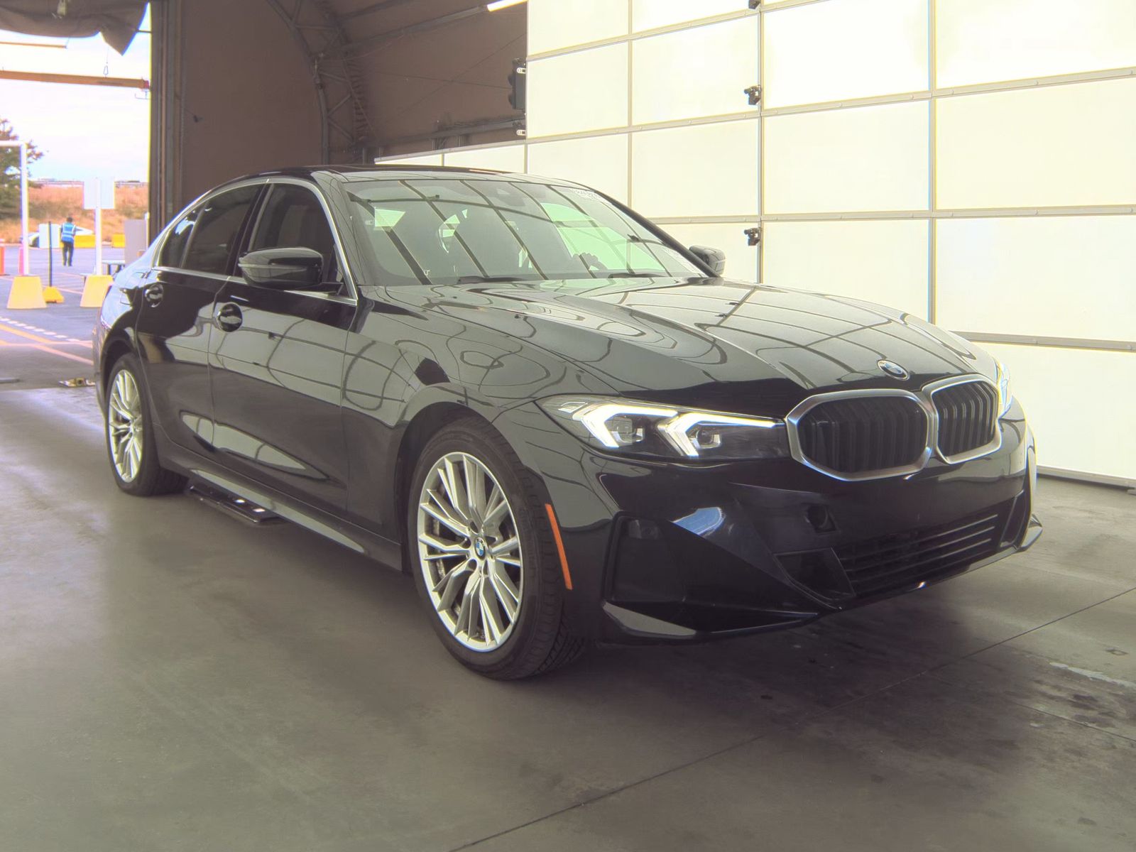 2024 BMW 3 Series 330i RWD