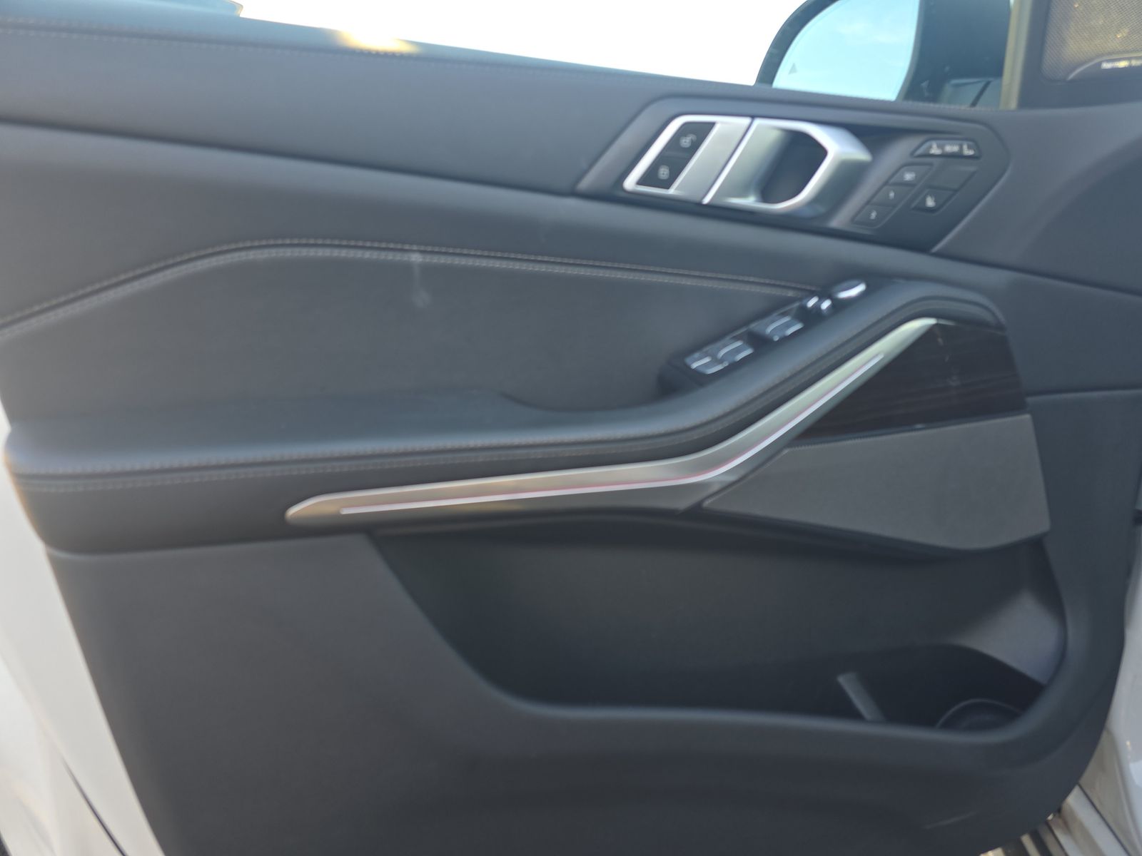 2024 BMW X7 xDrive40i AWD