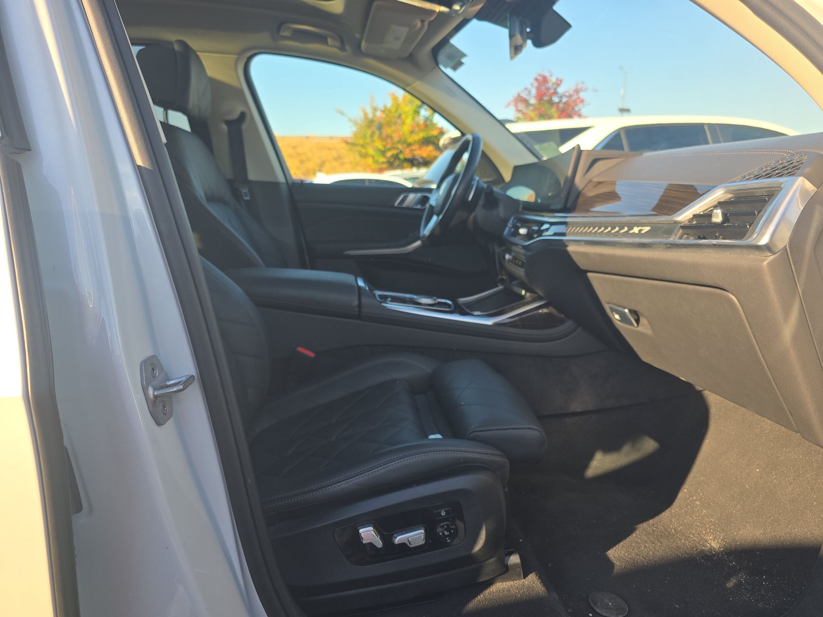 2024 BMW X7 xDrive40i AWD