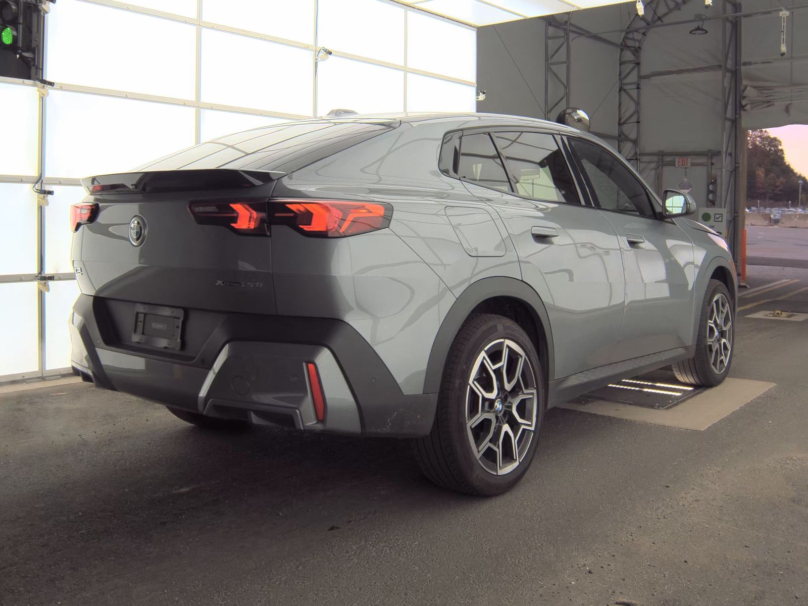 2025 BMW X2 xDrive28i AWD