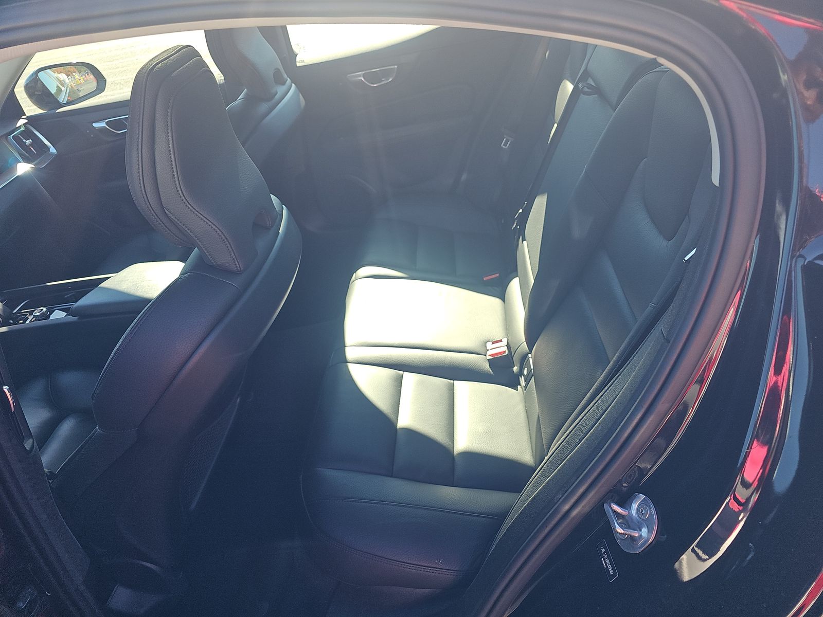 2024 Volvo S60 B5 Plus AWD