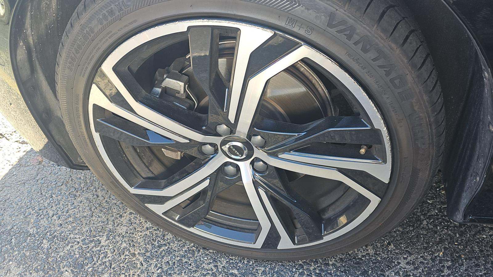 2024 Volvo S60 B5 Plus AWD