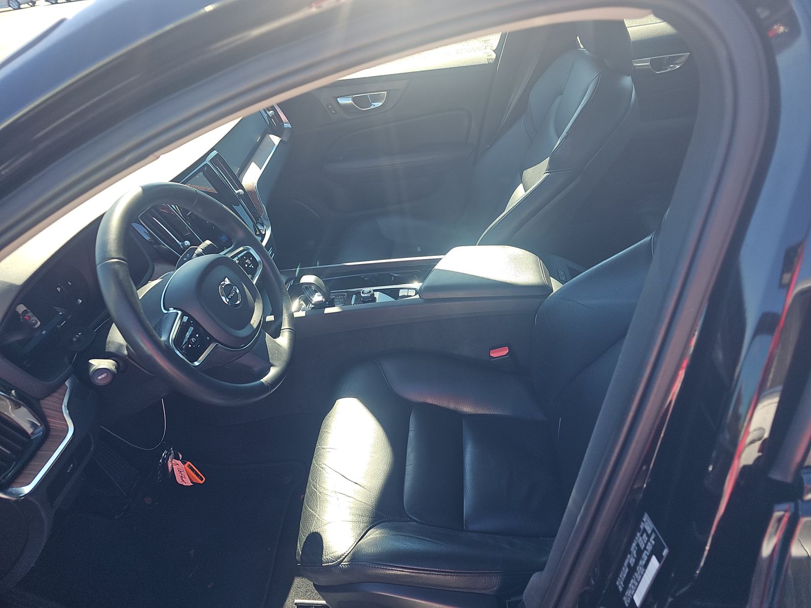 2024 Volvo S60 B5 Plus AWD