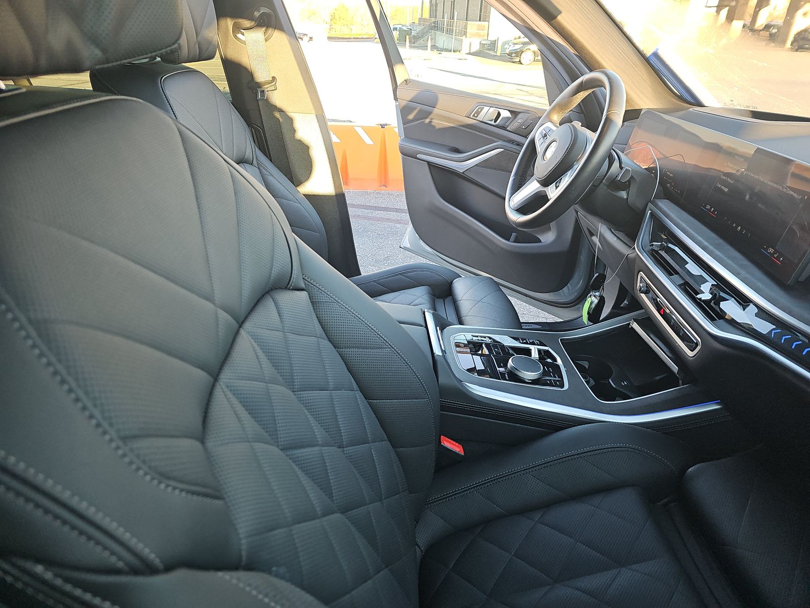 2025 BMW X5 xDrive40i AWD