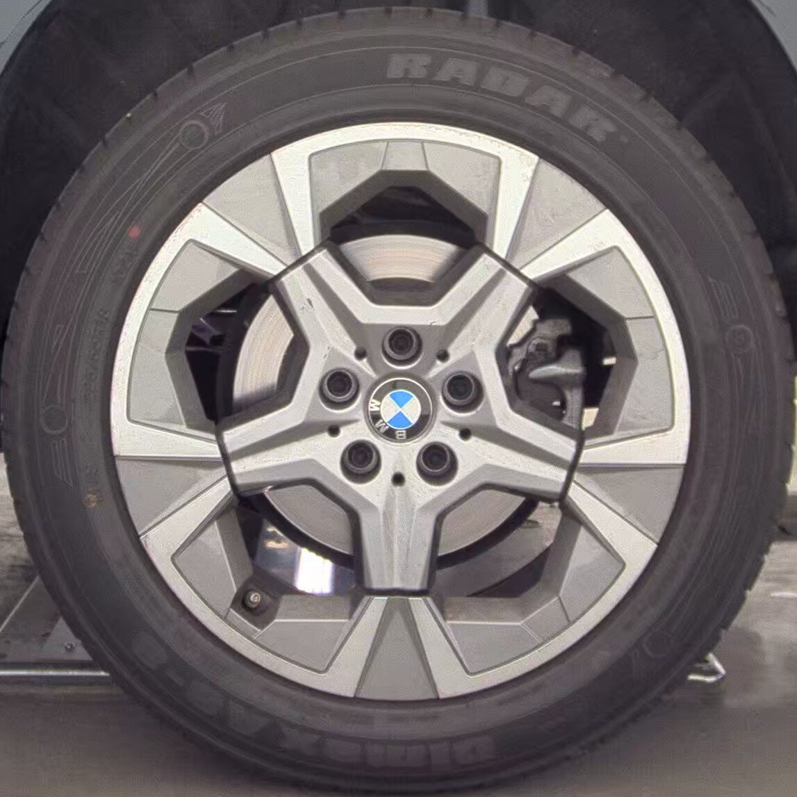 2025 BMW X1 xDrive28i AWD