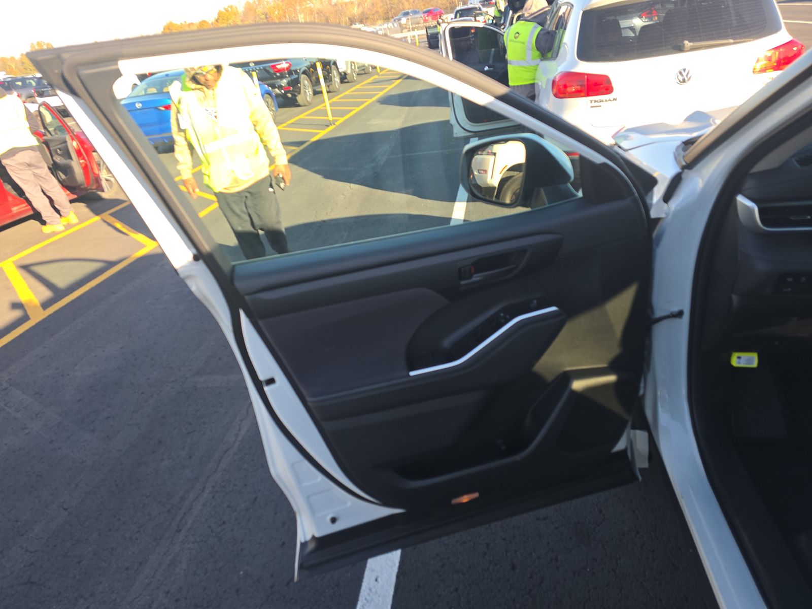 2024 Toyota Highlander LE AWD