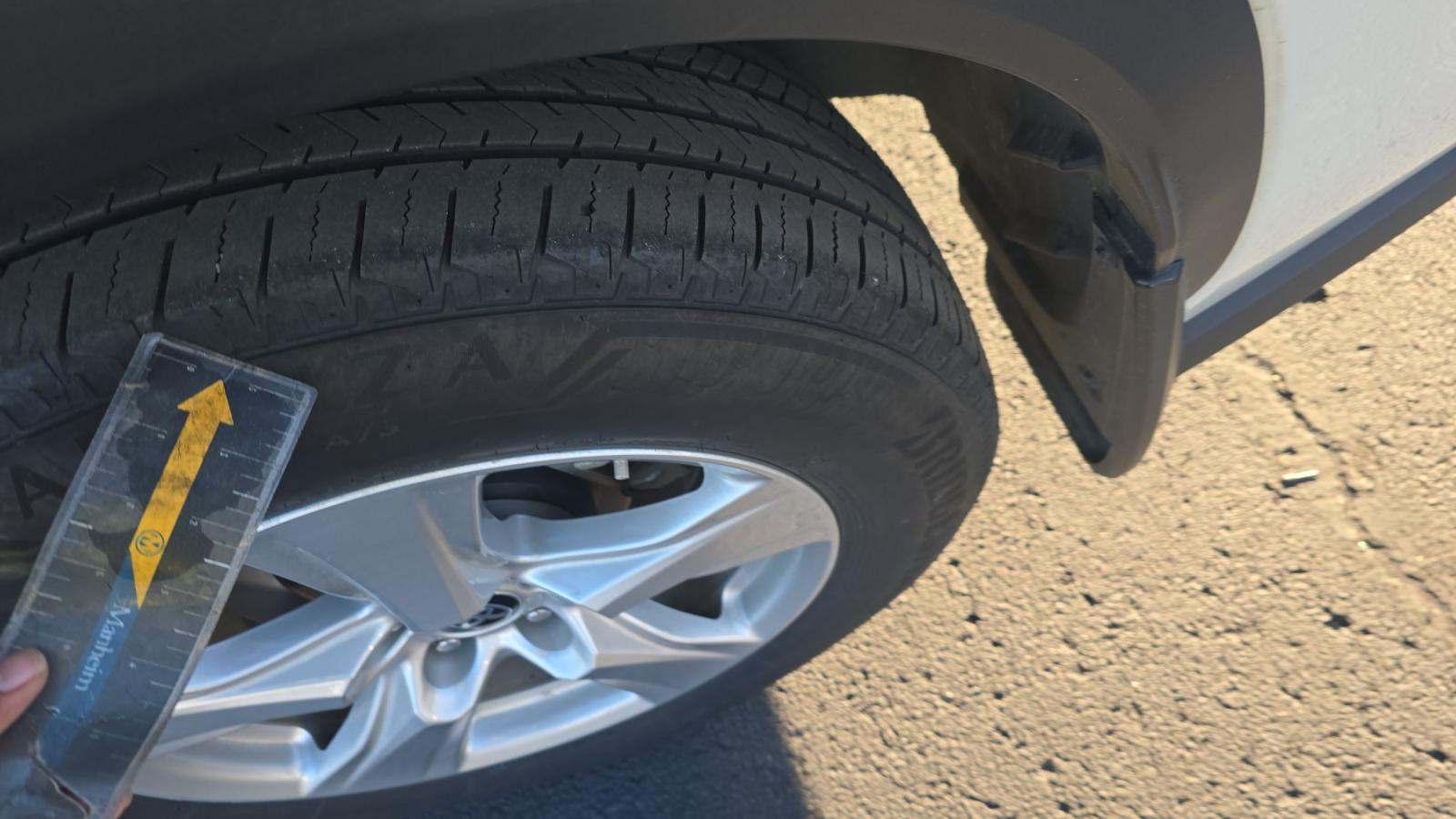 2024 Toyota Highlander LE AWD