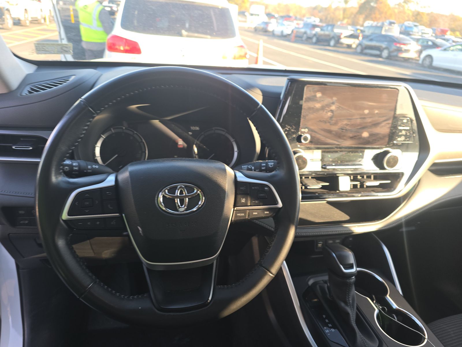 2024 Toyota Highlander LE AWD