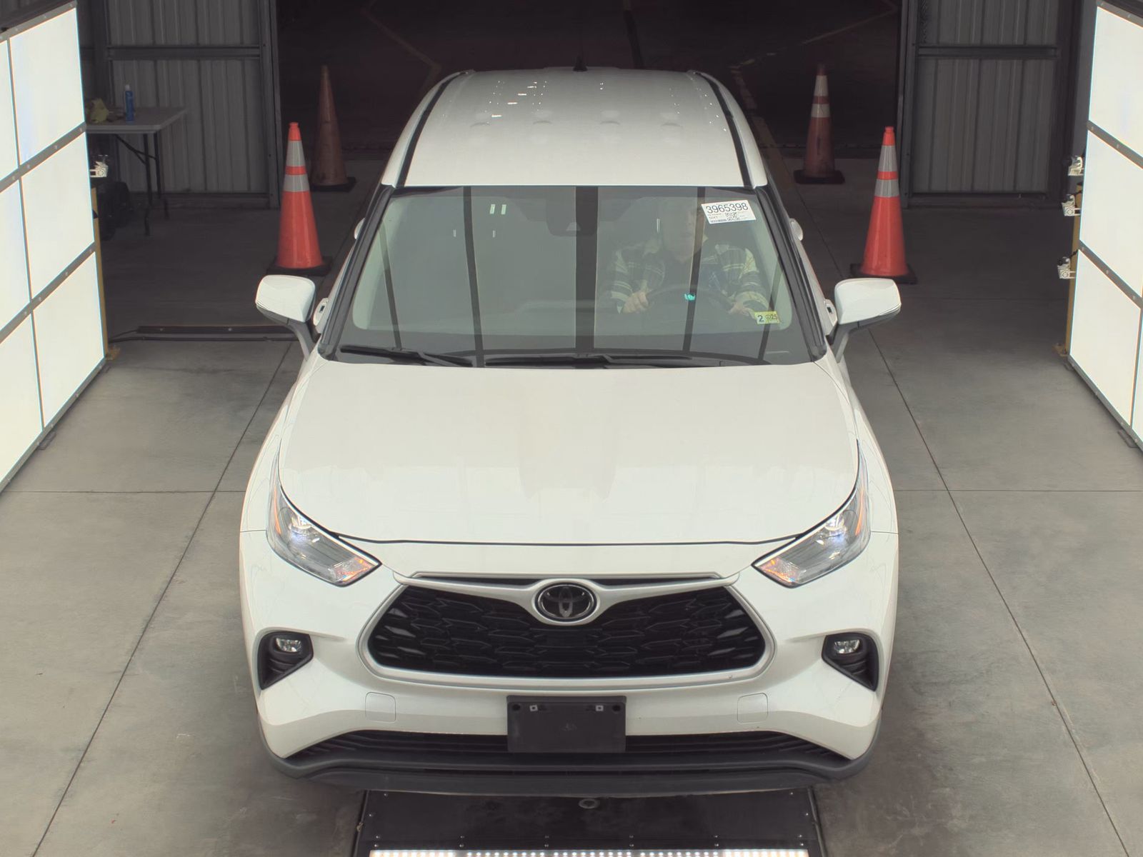 2024 Toyota Highlander LE AWD