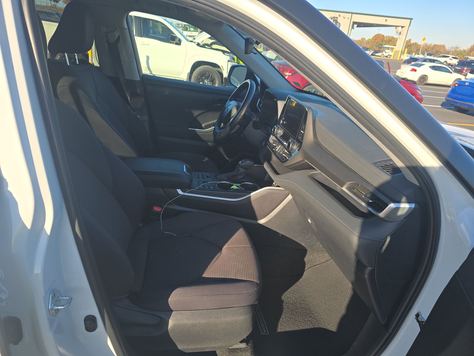 2024 Toyota Highlander LE AWD